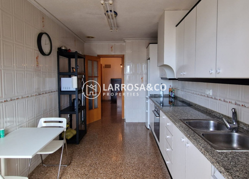 A Vendre - Apartment - Torrellano - Centro