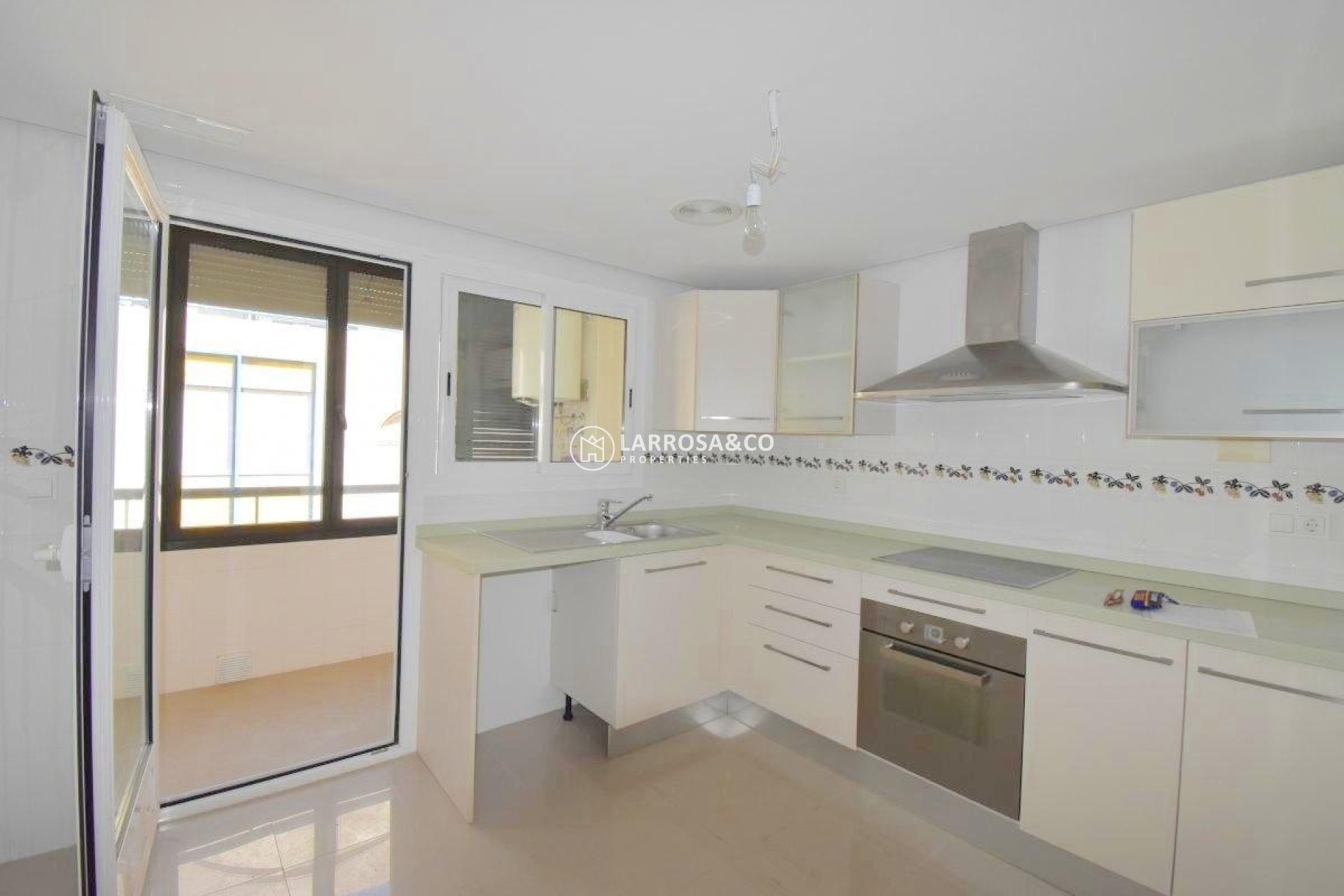 A Vendre - Apartment - Torrevieja - Centro - Muelle Pesquero