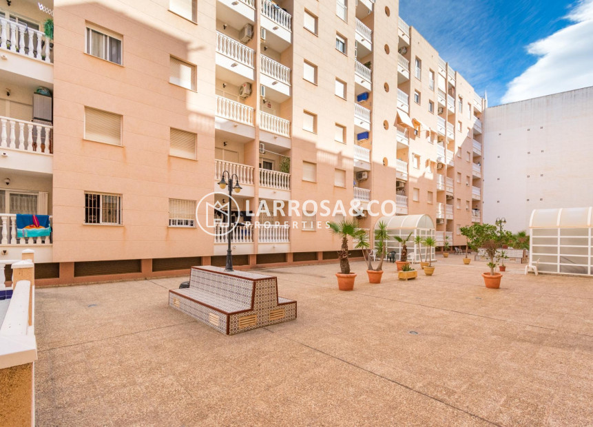 A Vendre - Apartment - Torrevieja - Estacion de autobuses