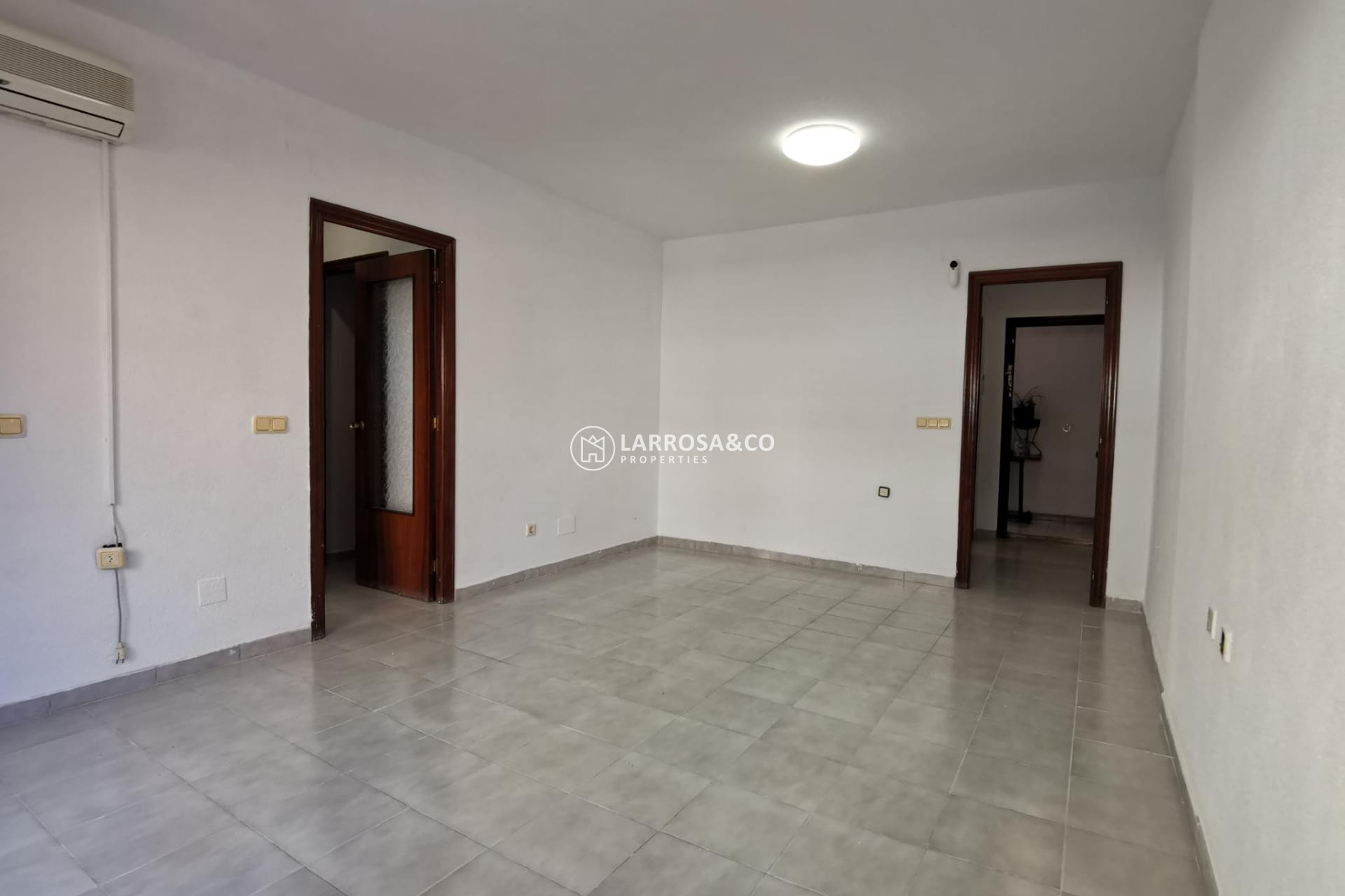 A Vendre - Apartment - Torrevieja - Estacion de autobuses