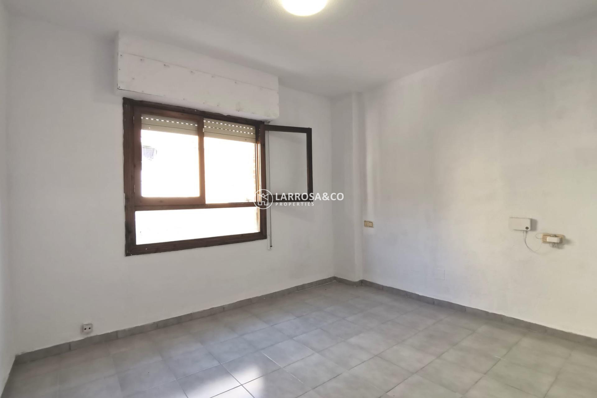 A Vendre - Apartment - Torrevieja - Estacion de autobuses