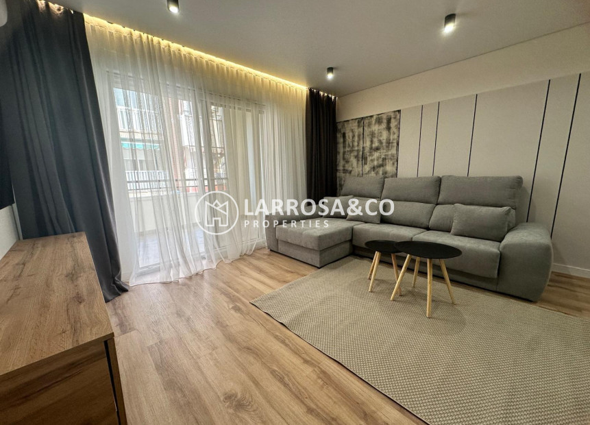 A Vendre - Apartment - Torrevieja - Estacion de autobuses