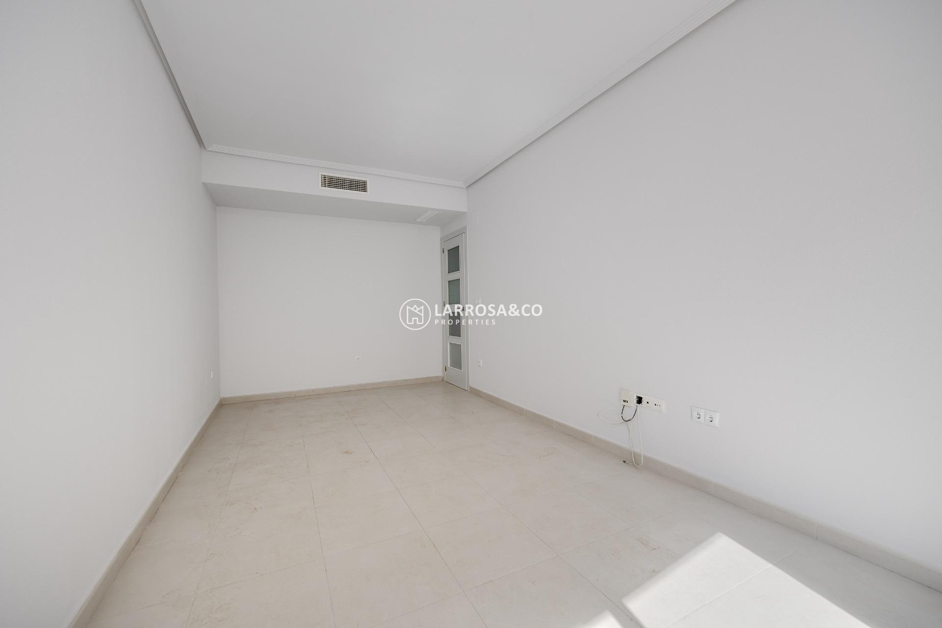 A Vendre - Apartment - Torrevieja - Estacion de autobuses