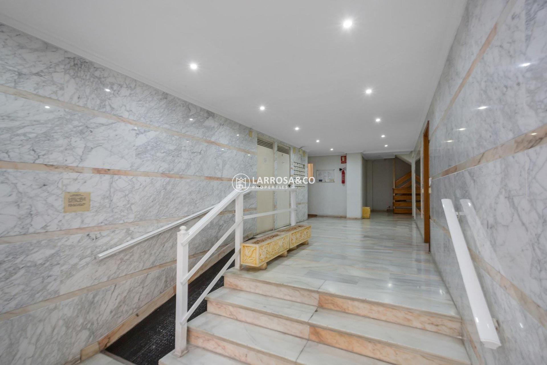 A Vendre - Apartment - Torrevieja - Estacion de autobuses