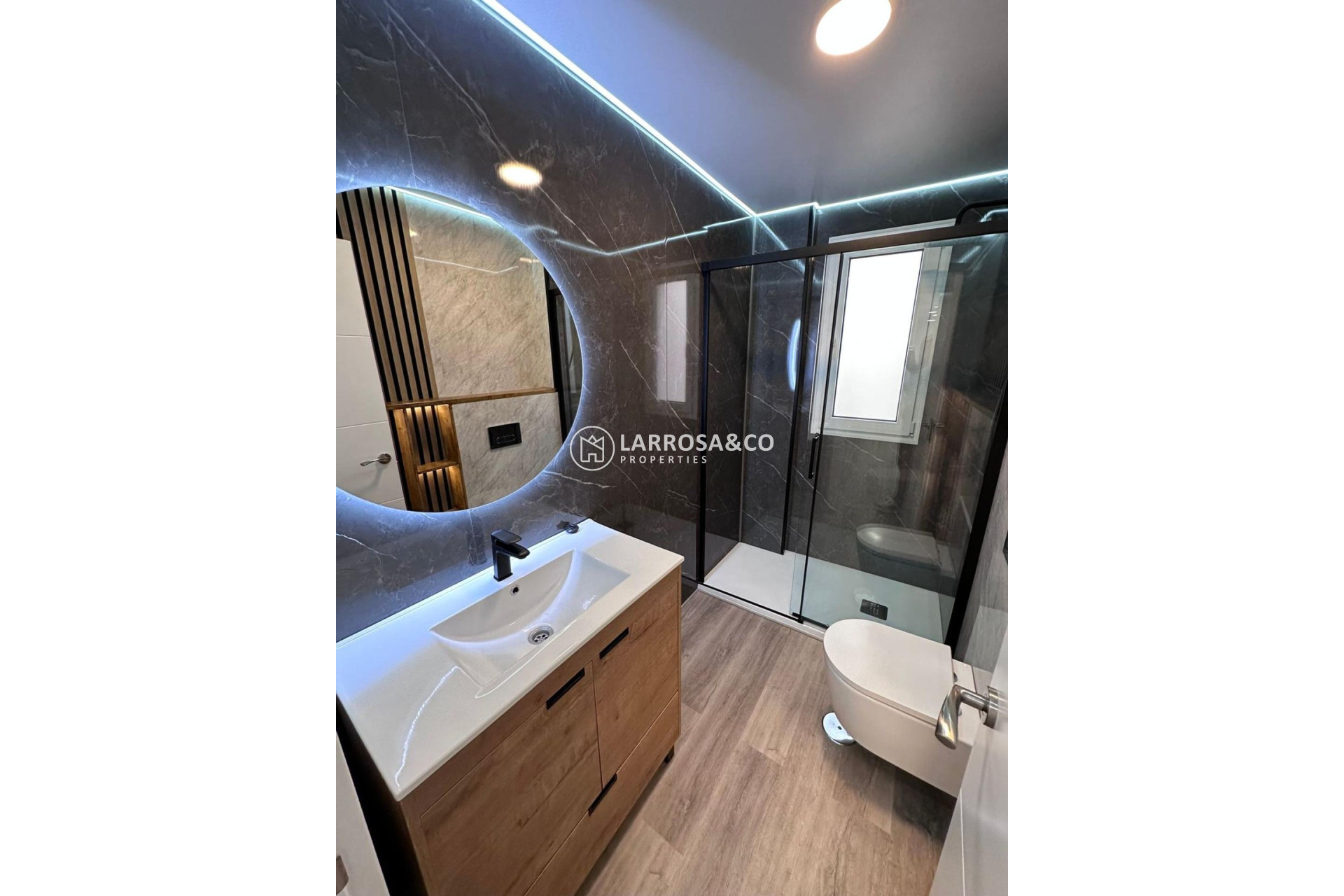 A Vendre - Apartment - Torrevieja - Estacion de autobuses