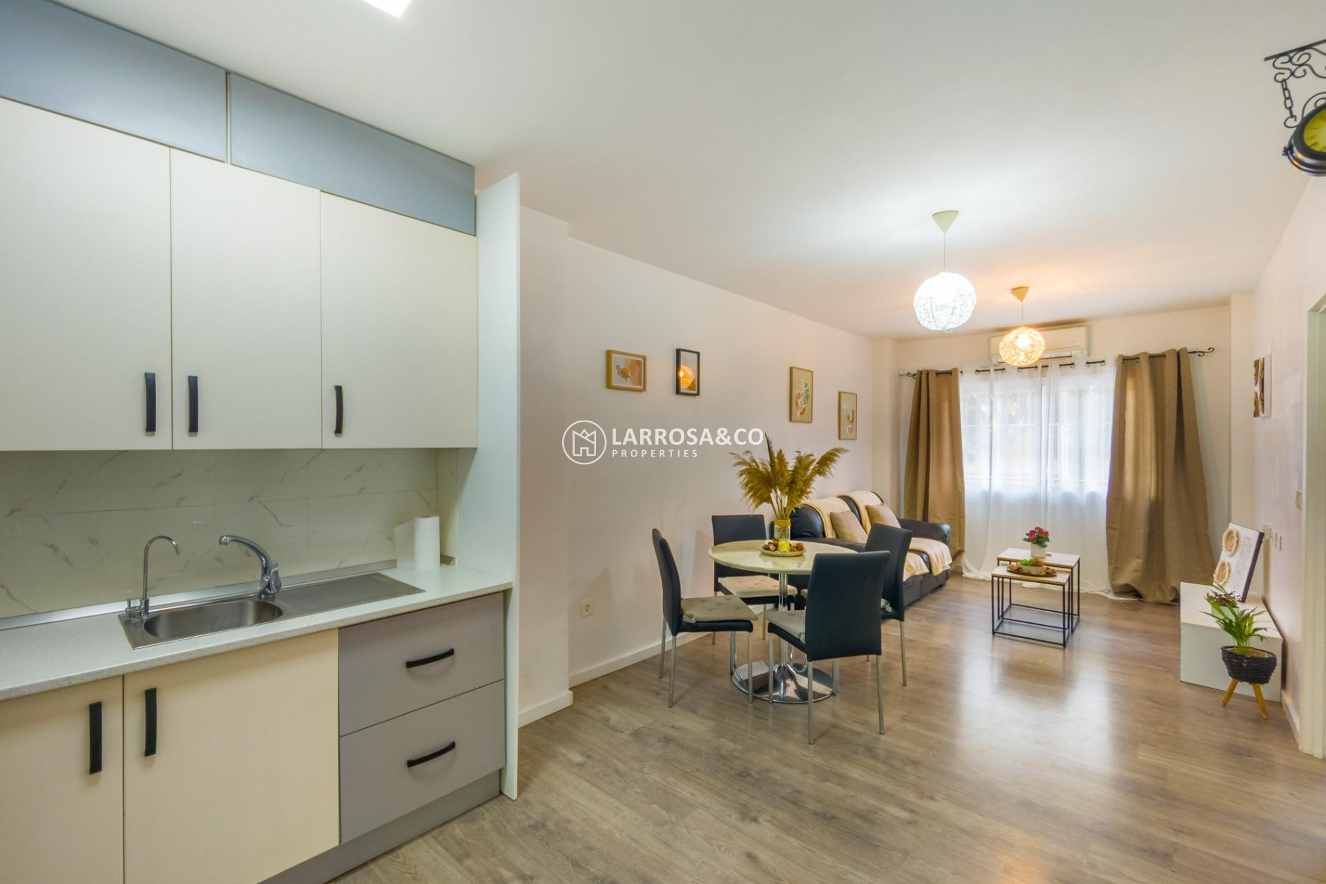 A Vendre - Apartment - Torrevieja - Estacion de autobuses