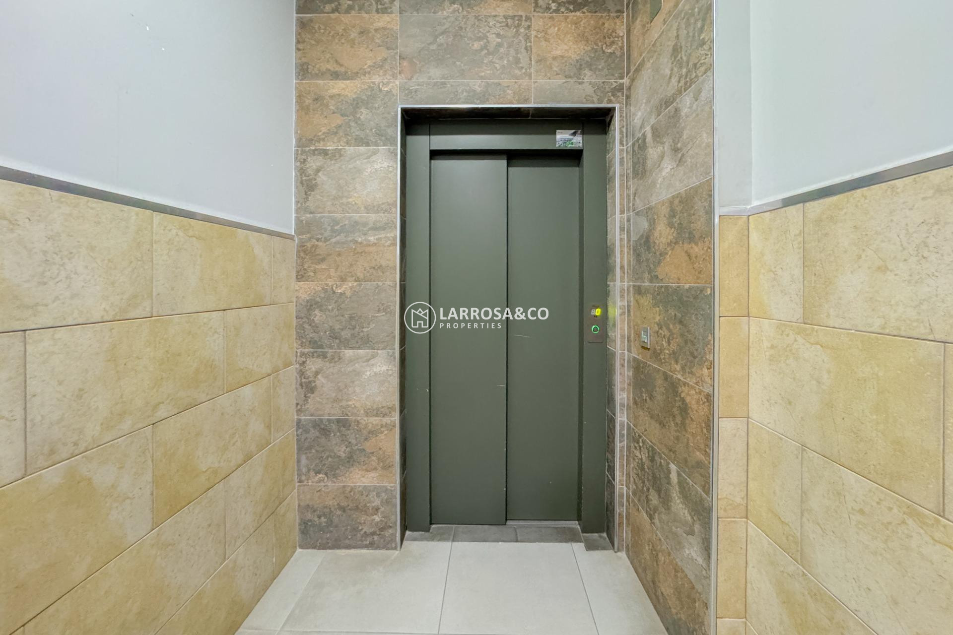 A Vendre - Apartment - Torrevieja - La Mata