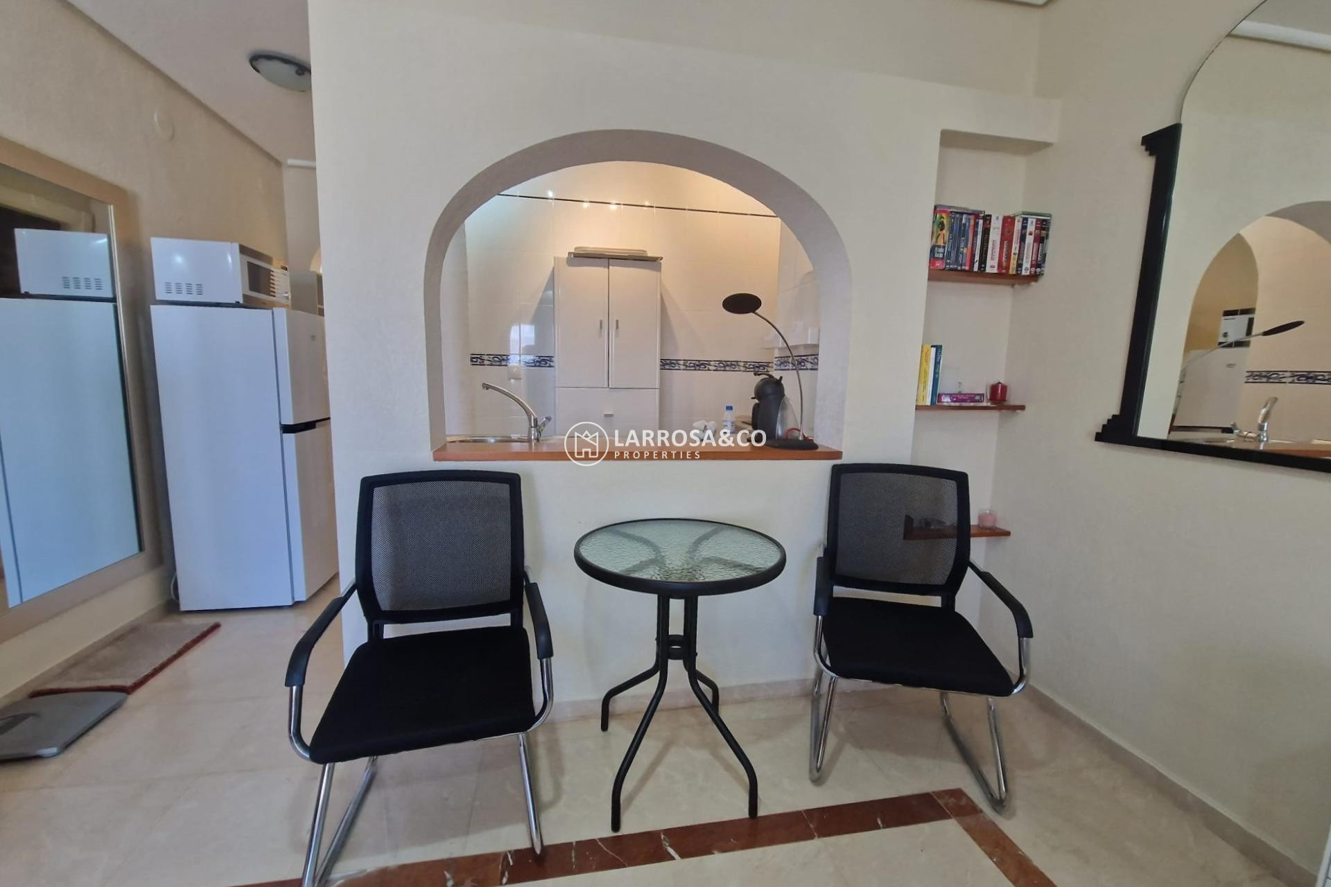 A Vendre - Apartment - Torrevieja - Paseo maritimo