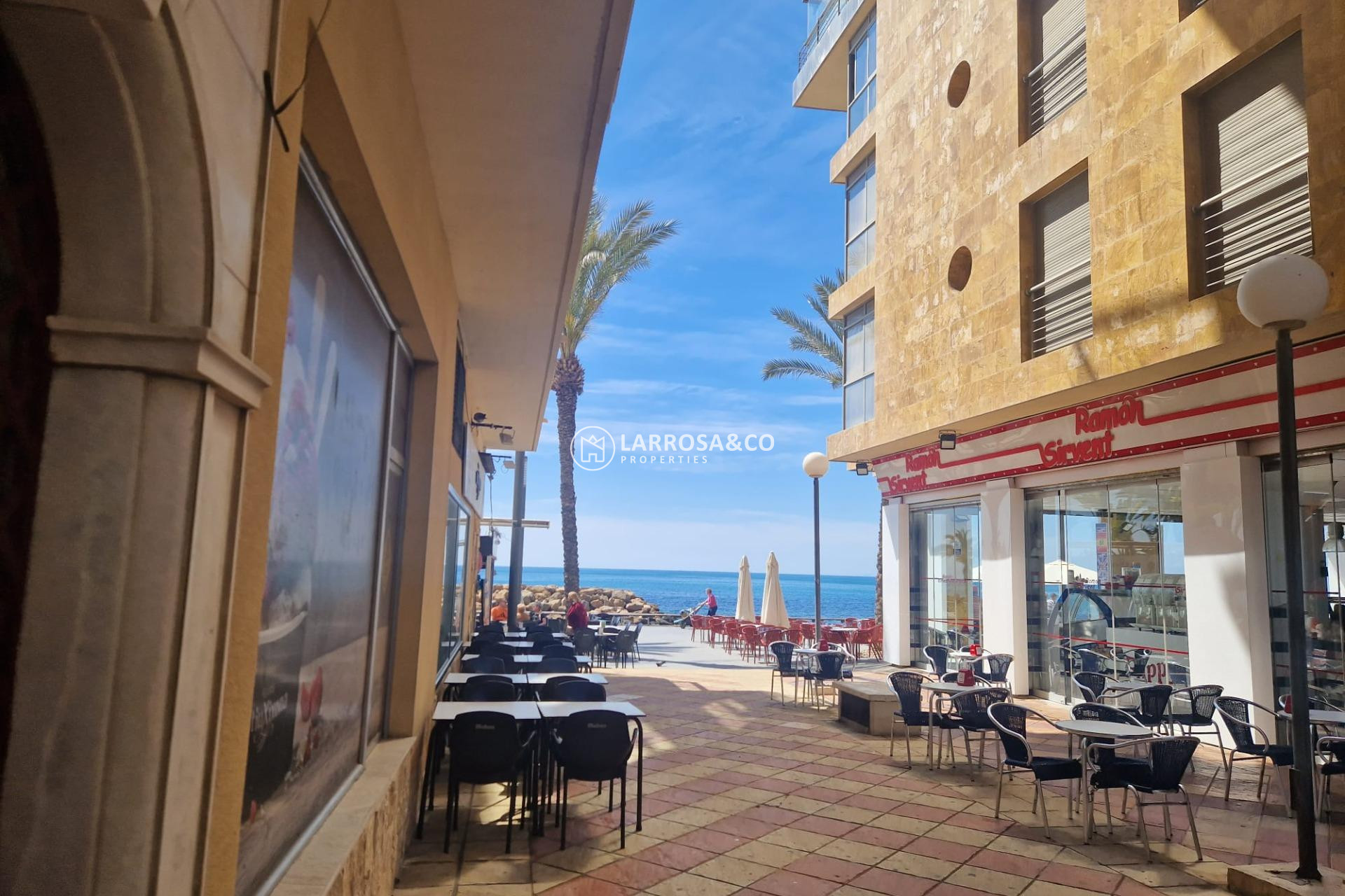 A Vendre - Apartment - Torrevieja - Paseo maritimo