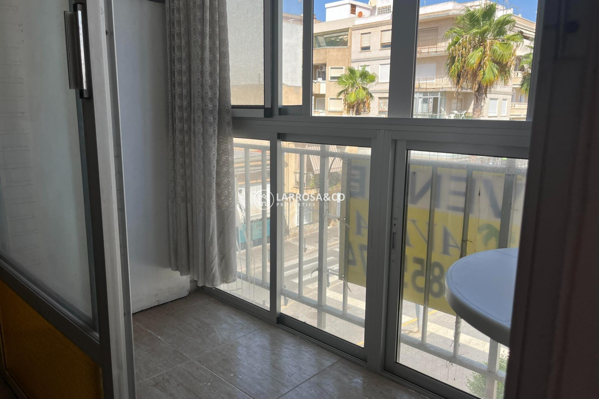 A Vendre - Apartment - Torrevieja - Paseo maritimo