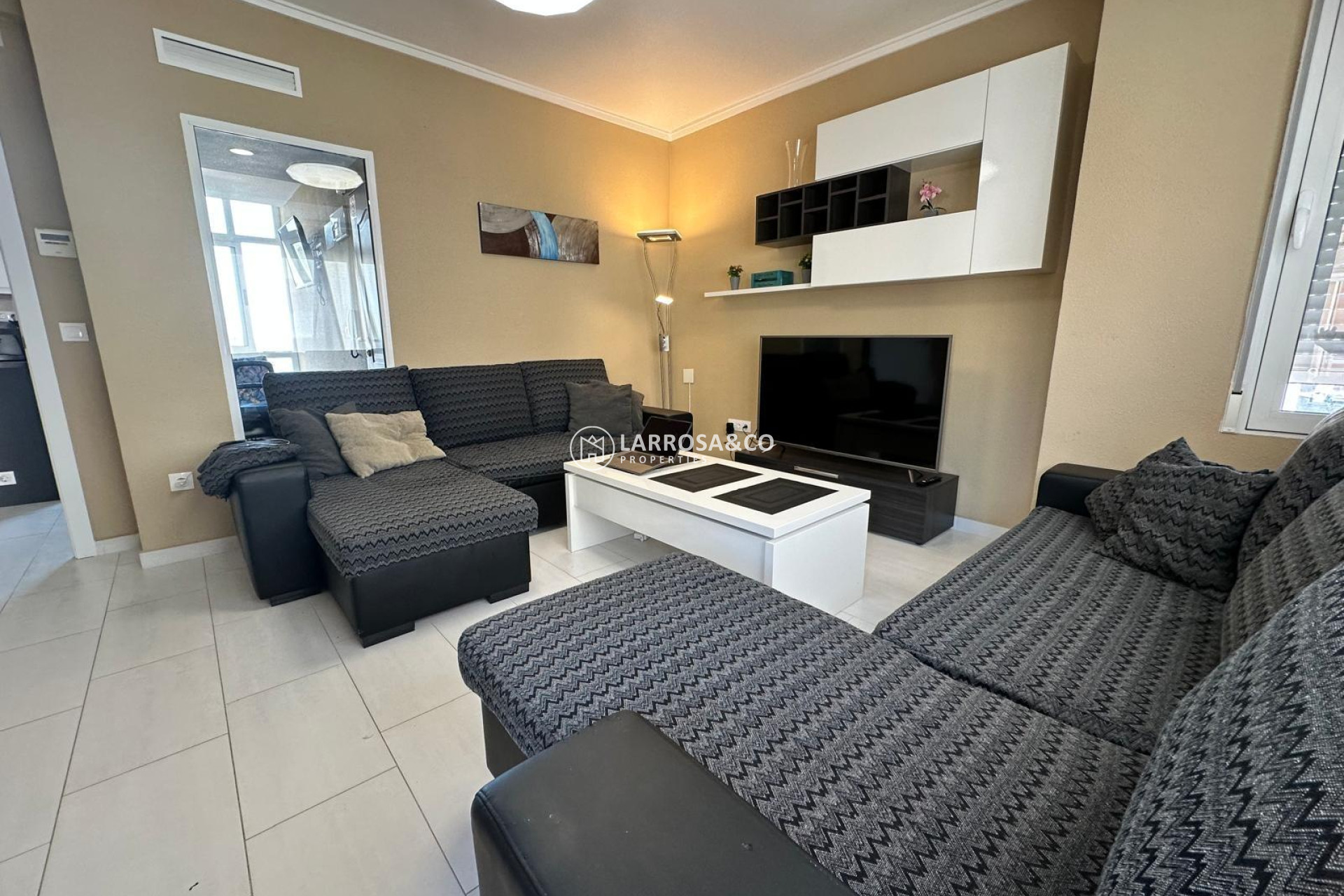 A Vendre - Apartment - Torrevieja - Paseo maritimo