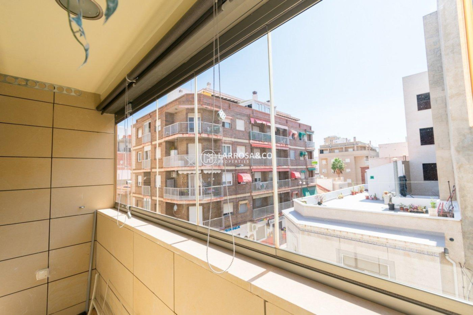 A Vendre - Apartment - Torrevieja - Paseo maritimo