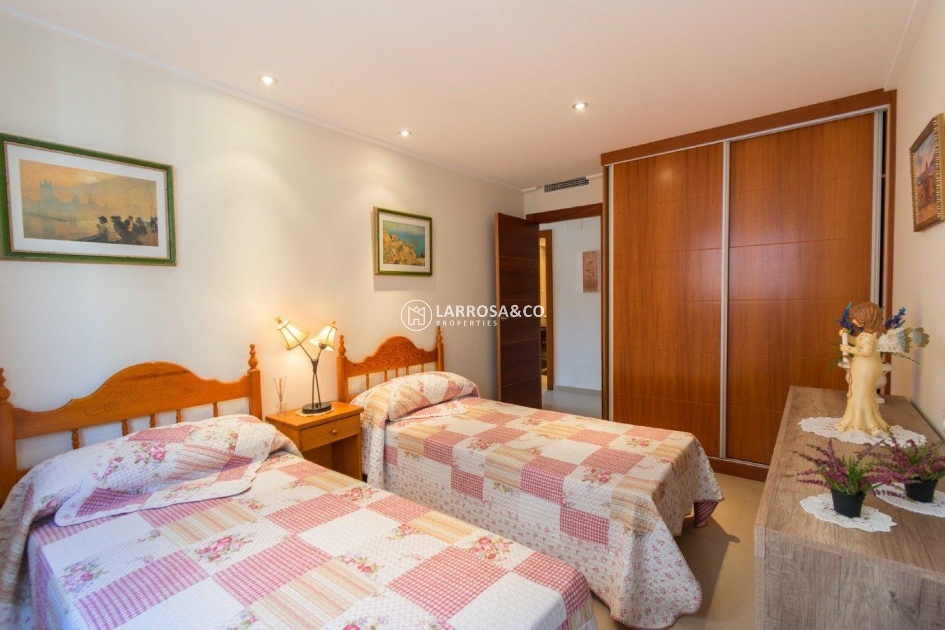 A Vendre - Apartment - Torrevieja - Paseo maritimo