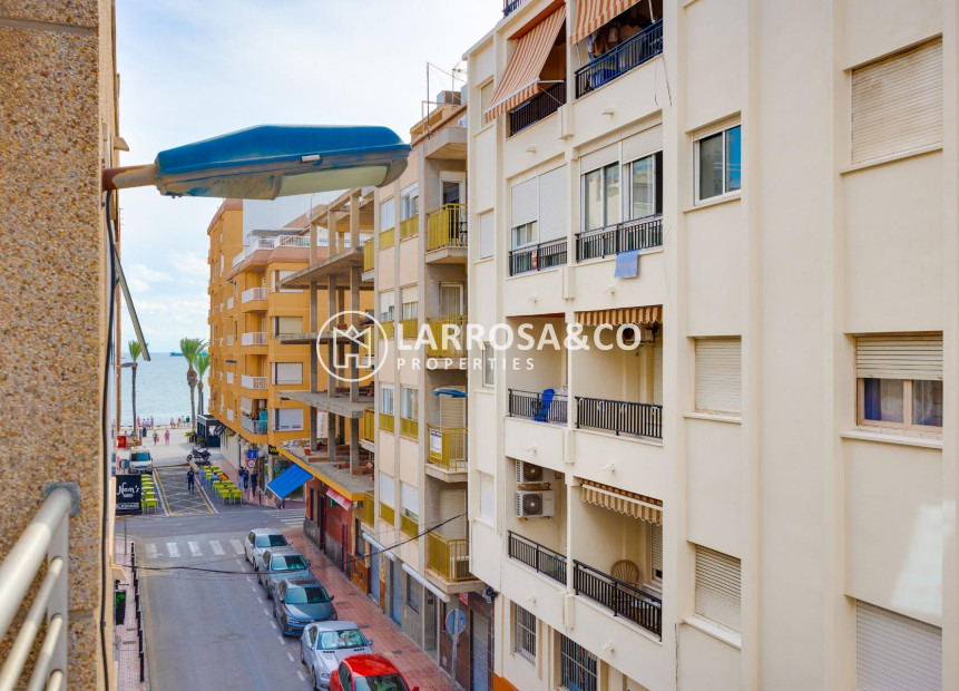 A Vendre - Apartment - Torrevieja - Paseo maritimo