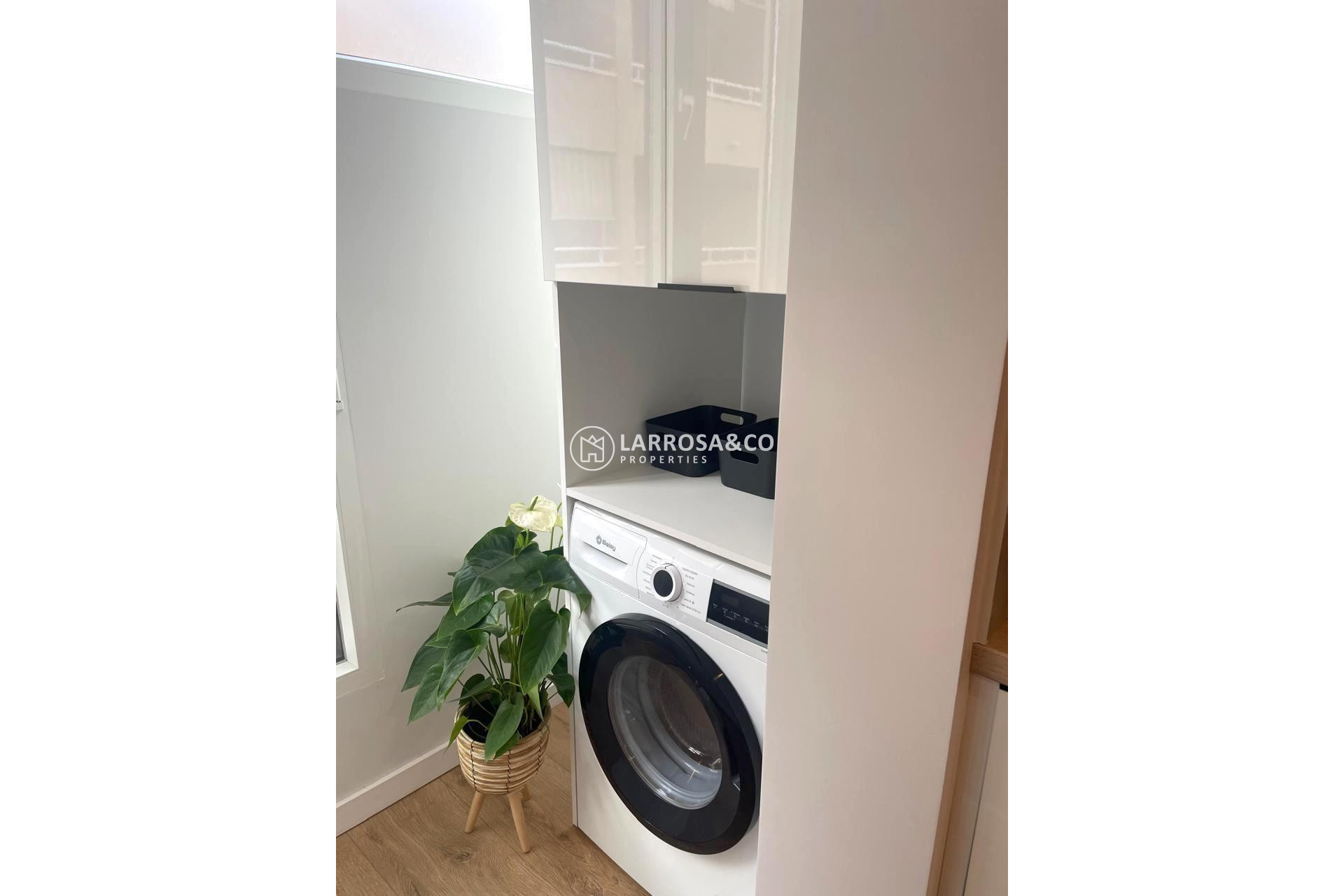 A Vendre - Apartment - Torrevieja - Paseo maritimo