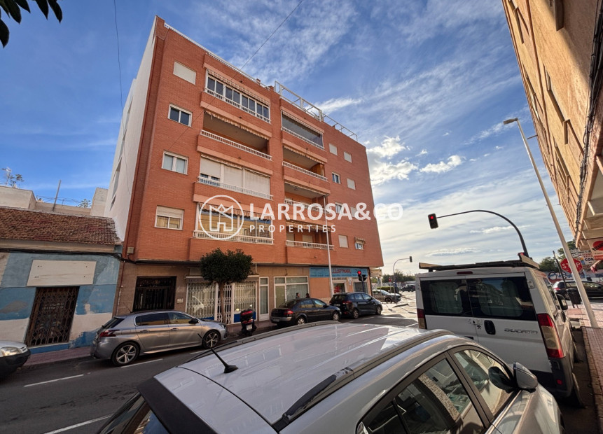 A Vendre - Apartment - Torrevieja - Playa Acequion
