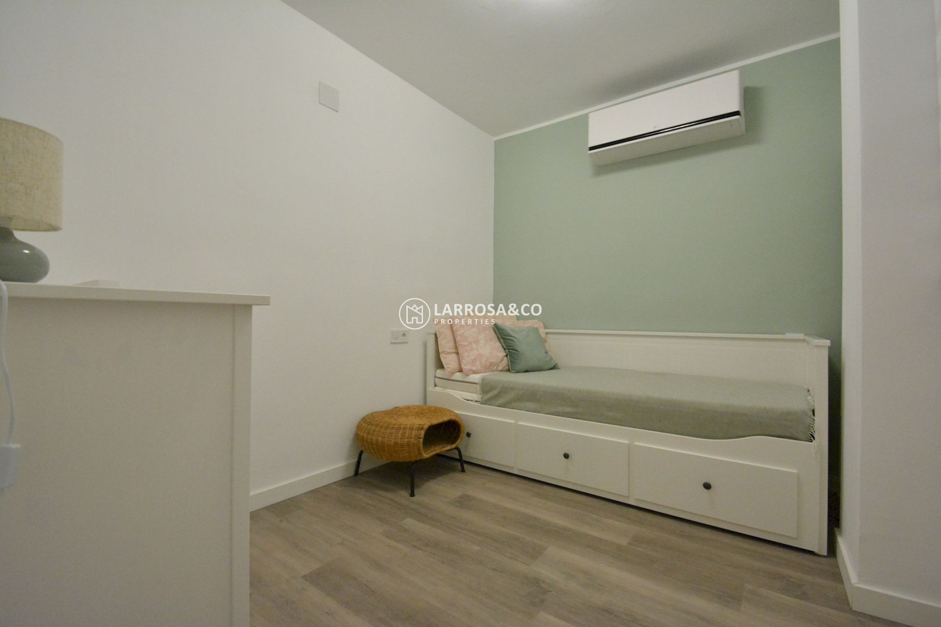 A Vendre - Apartment - Torrevieja - Playa Acequion