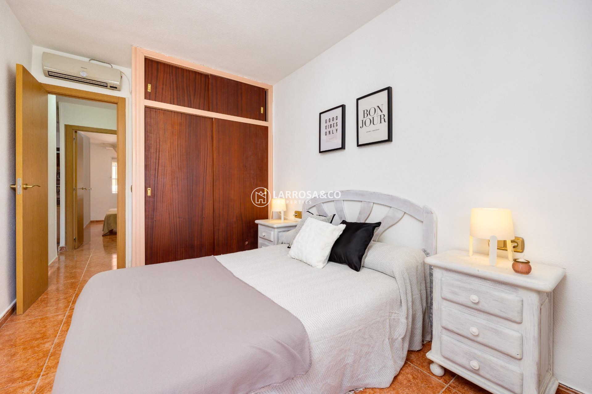 A Vendre - Apartment - Torrevieja - Playa de los Naufragos