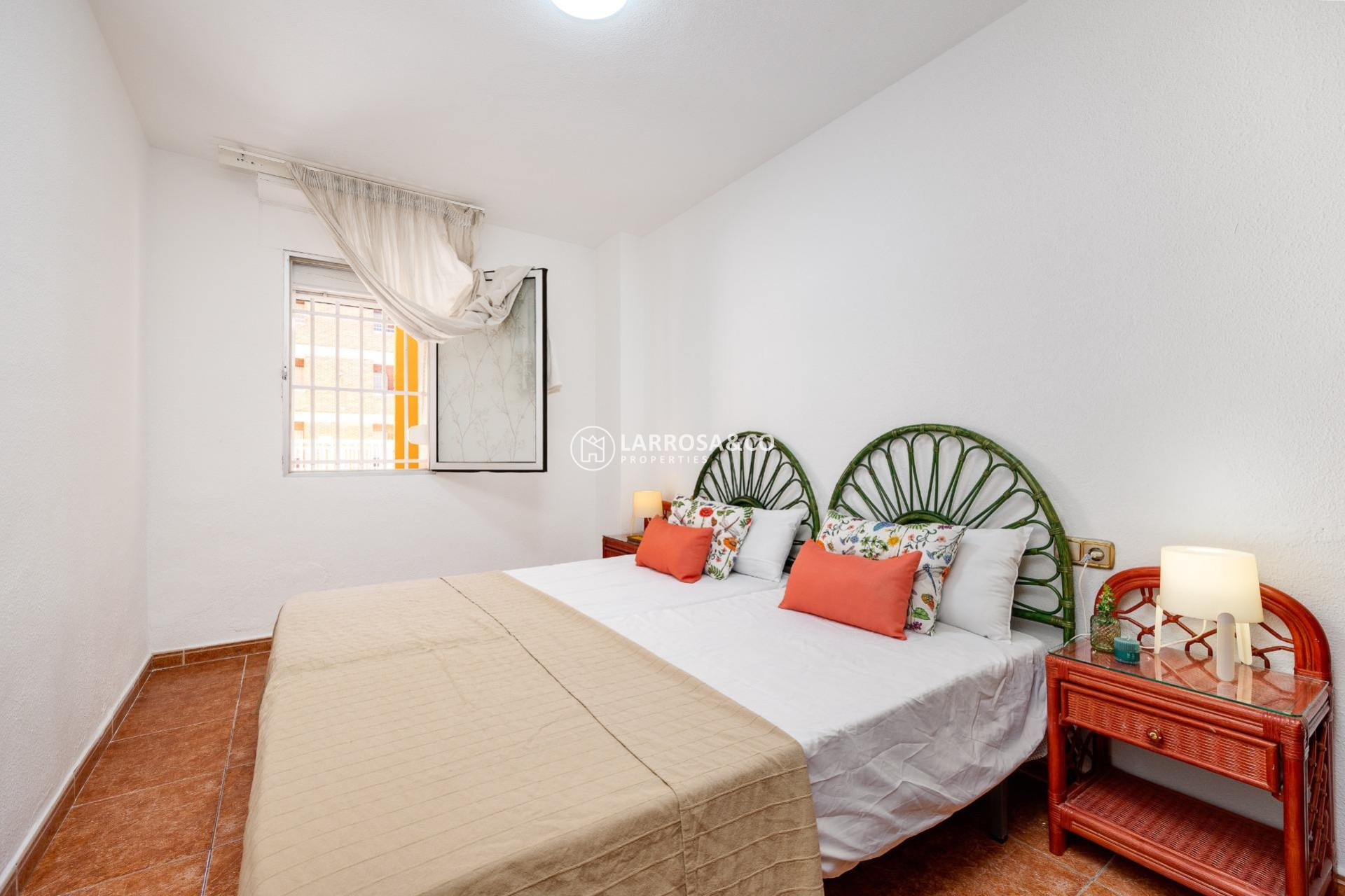 A Vendre - Apartment - Torrevieja - Playa de los Naufragos