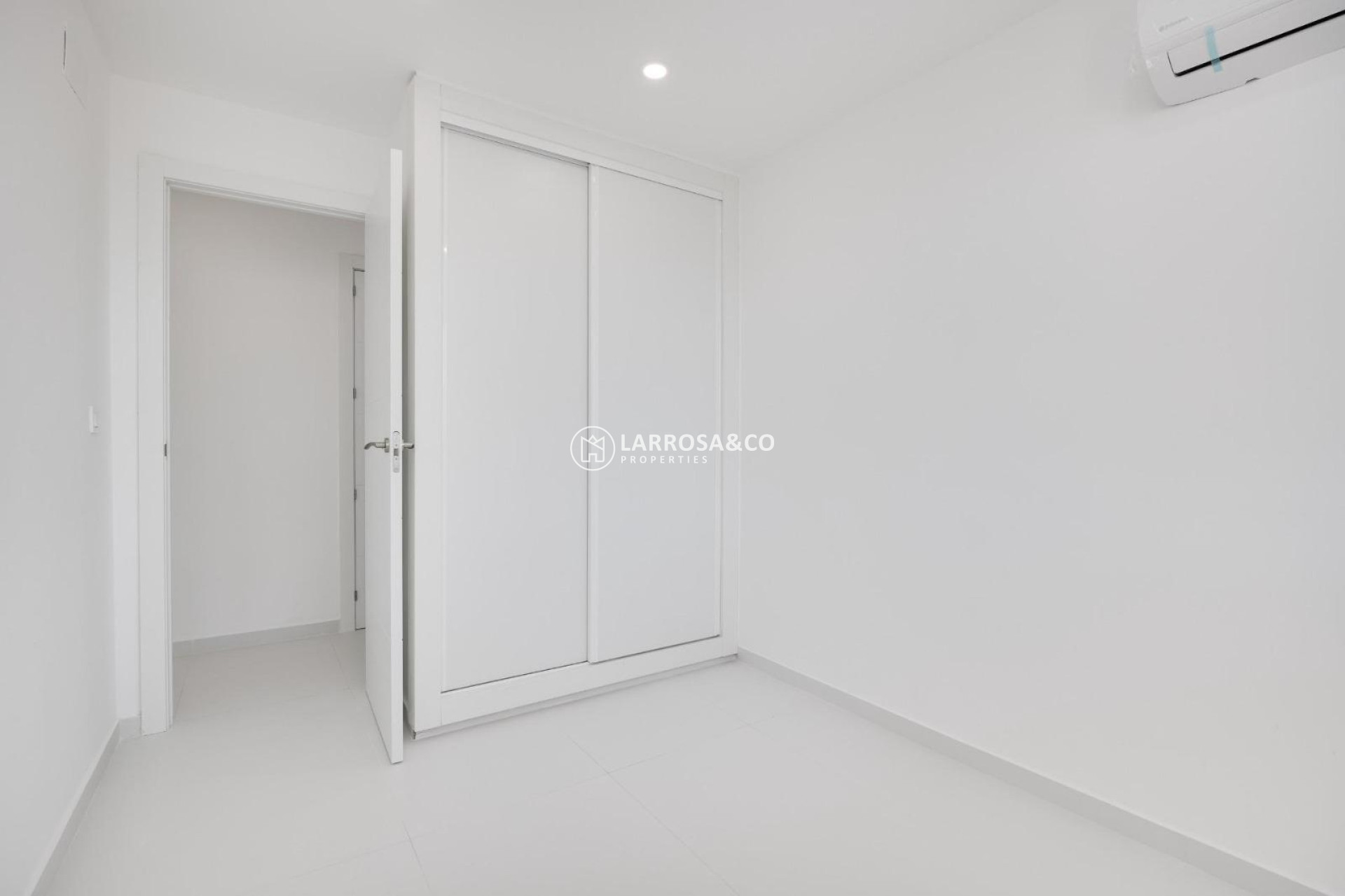 A Vendre - Apartment - Torrevieja - Playa de los Naufragos