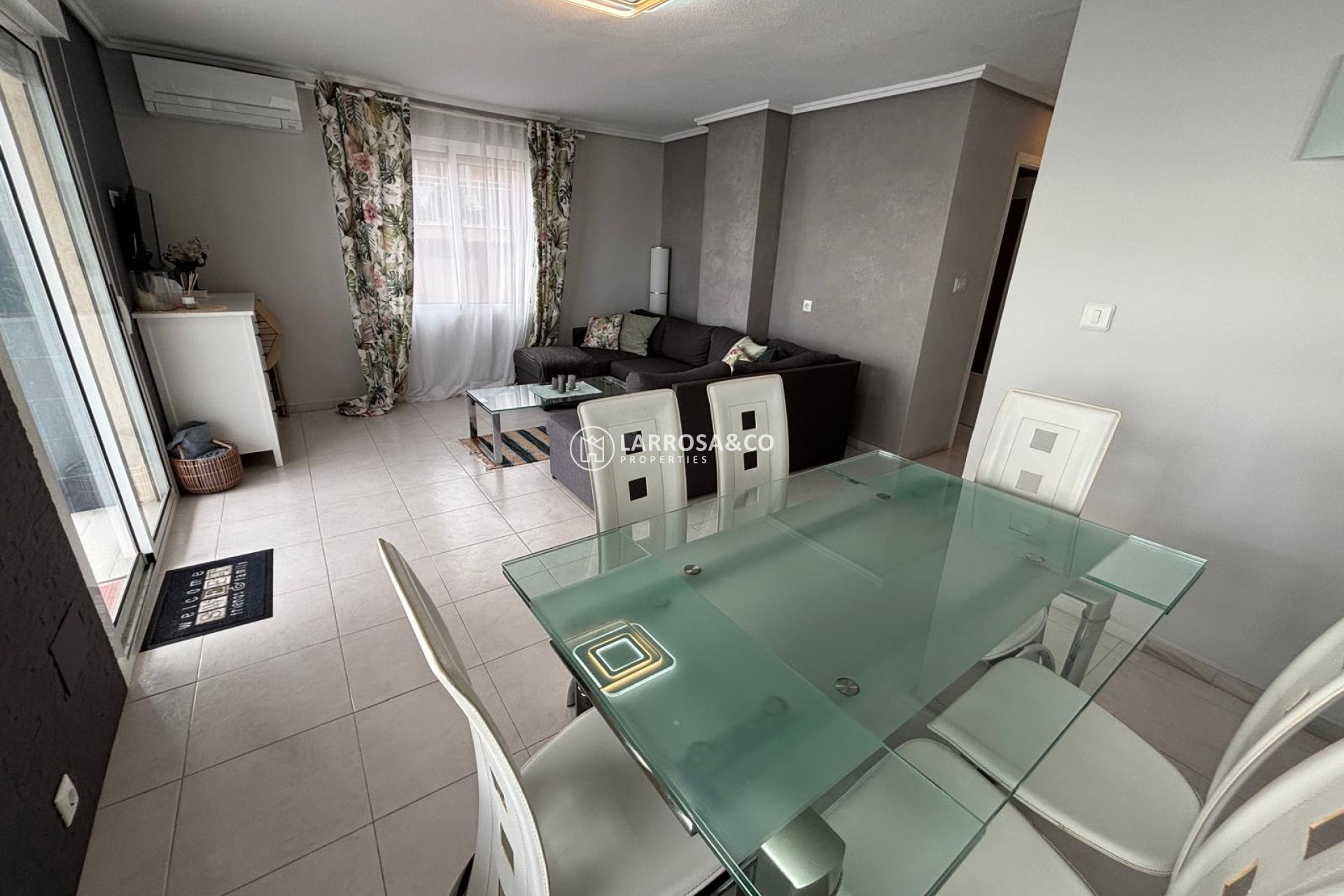 A Vendre - Apartment - Torrevieja - Playa de los Naufragos