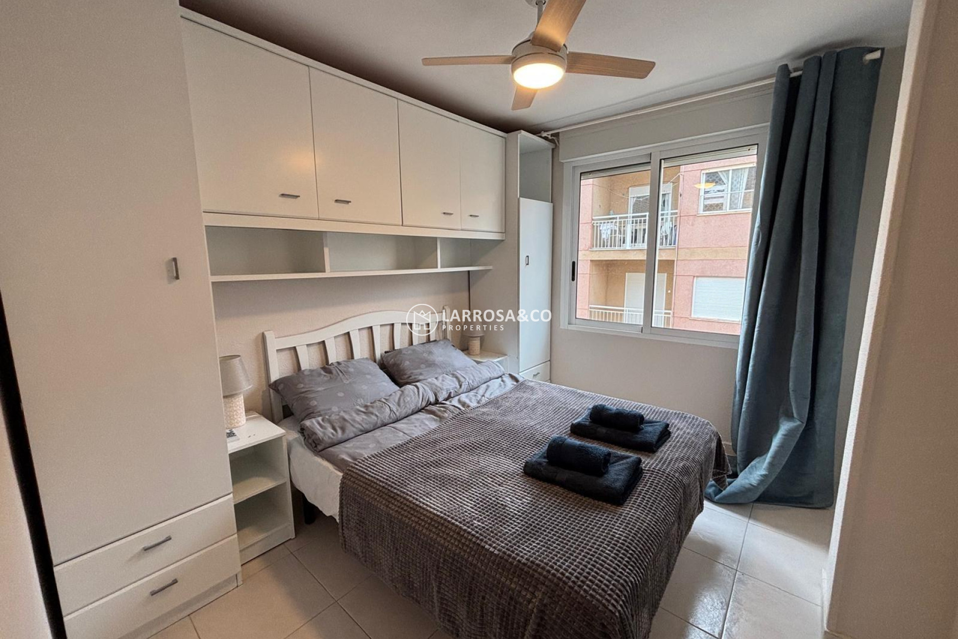 A Vendre - Apartment - Torrevieja - Playa de los Naufragos