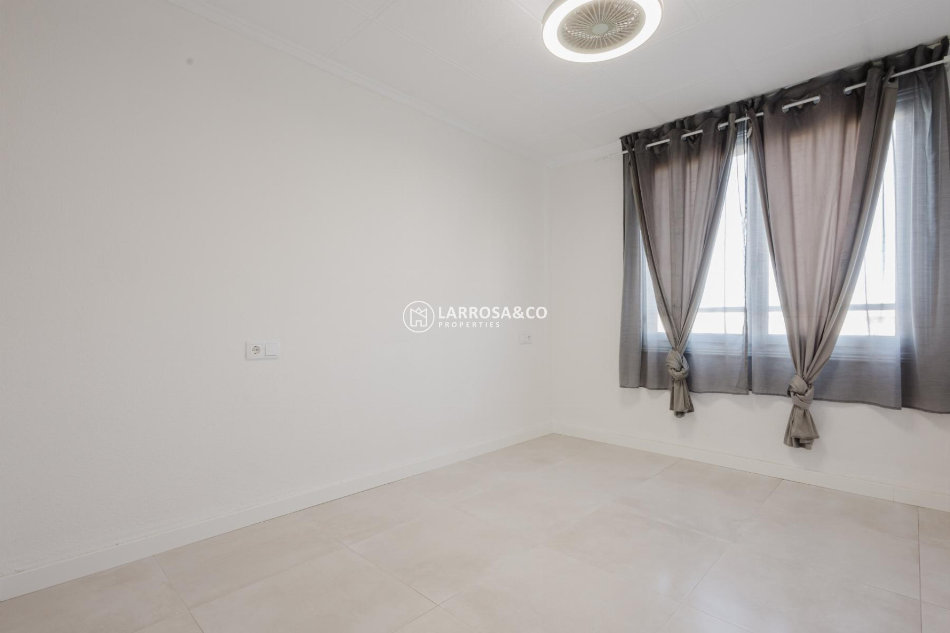 A Vendre - Apartment - Torrevieja - Playa del Acequión