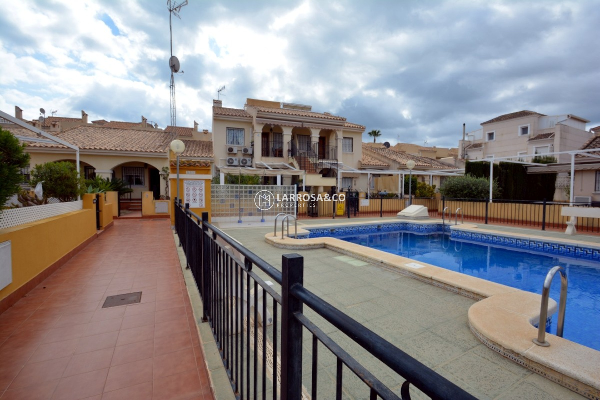 A Vendre - Bungalow - Guardamar del Segura - Lomas de Polo-Pinomar