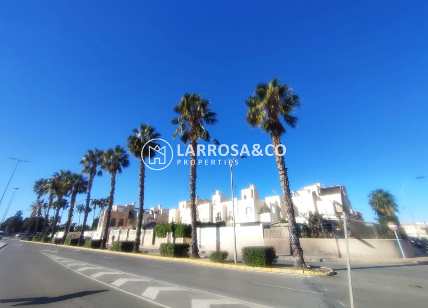 A Vendre - Bungalow - Torrevieja - Doña ines