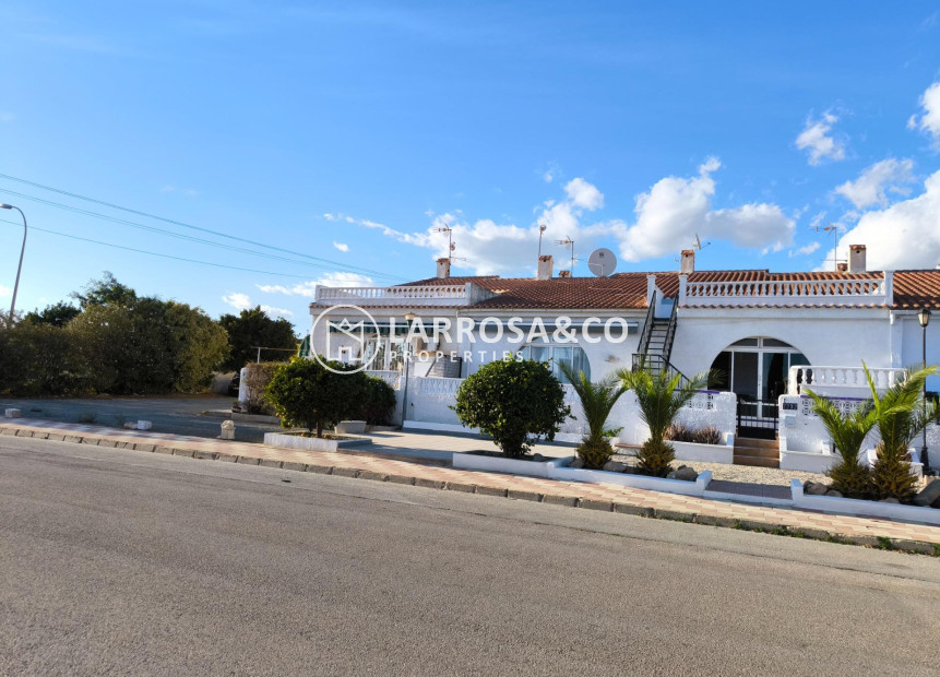 A Vendre - Bungalow - Torrevieja - La Siesta - El Salado - Torreta