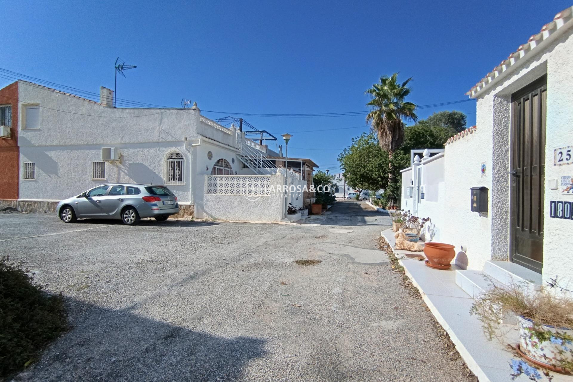 A Vendre - Bungalow - Torrevieja - La Siesta - El Salado - Torreta