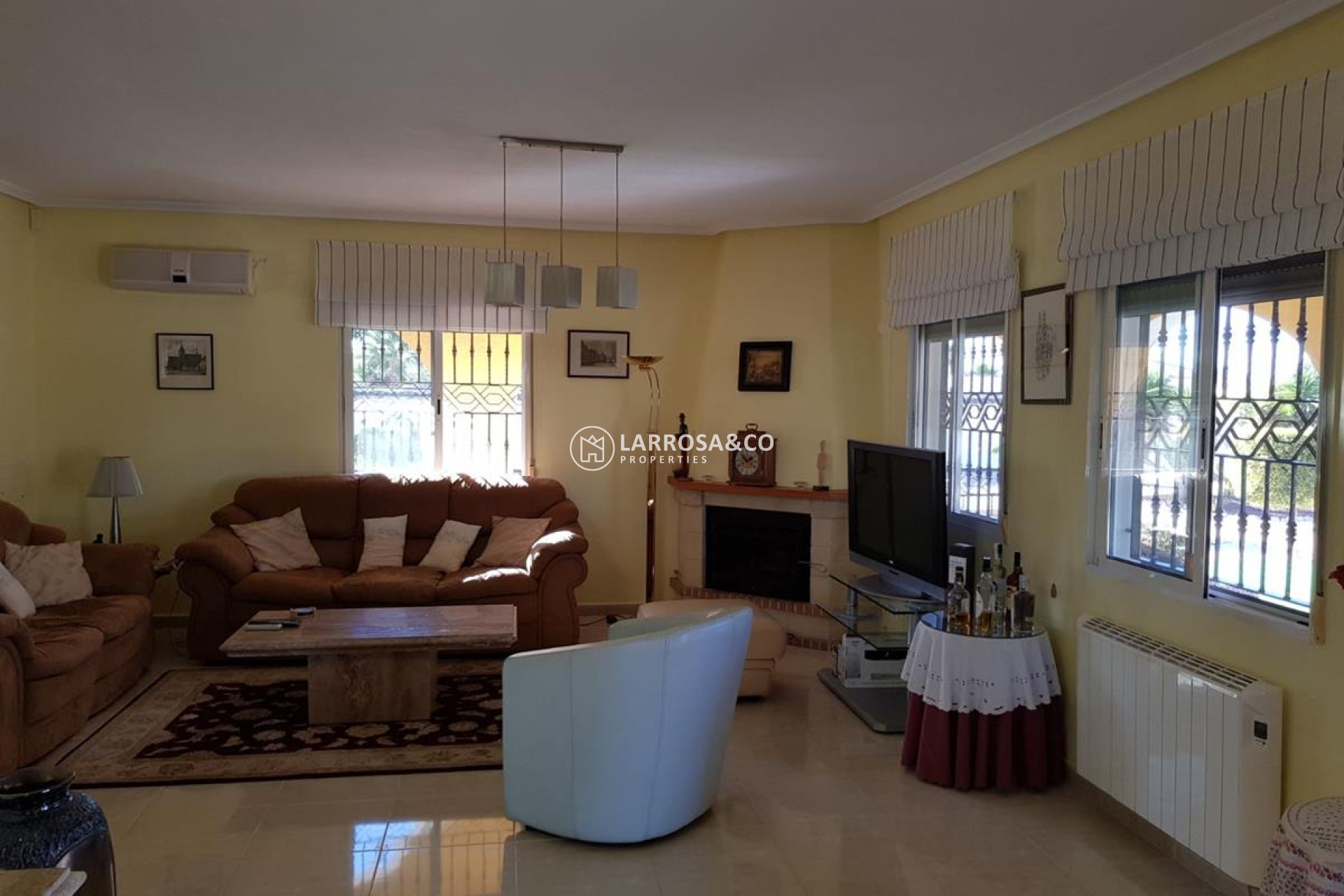 A Vendre -  - Catral - Catral Centre