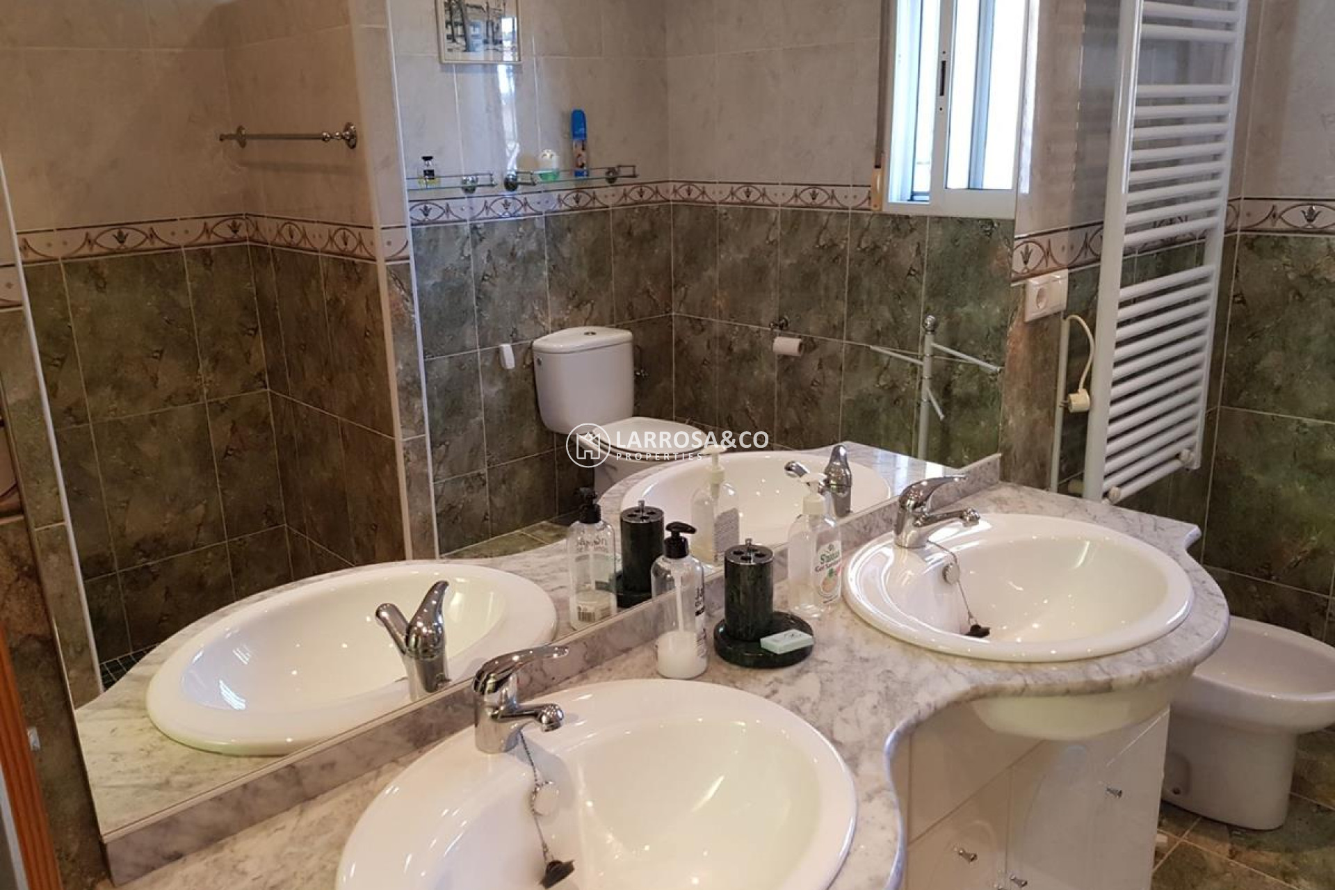 A Vendre -  - Catral - Catral Centre