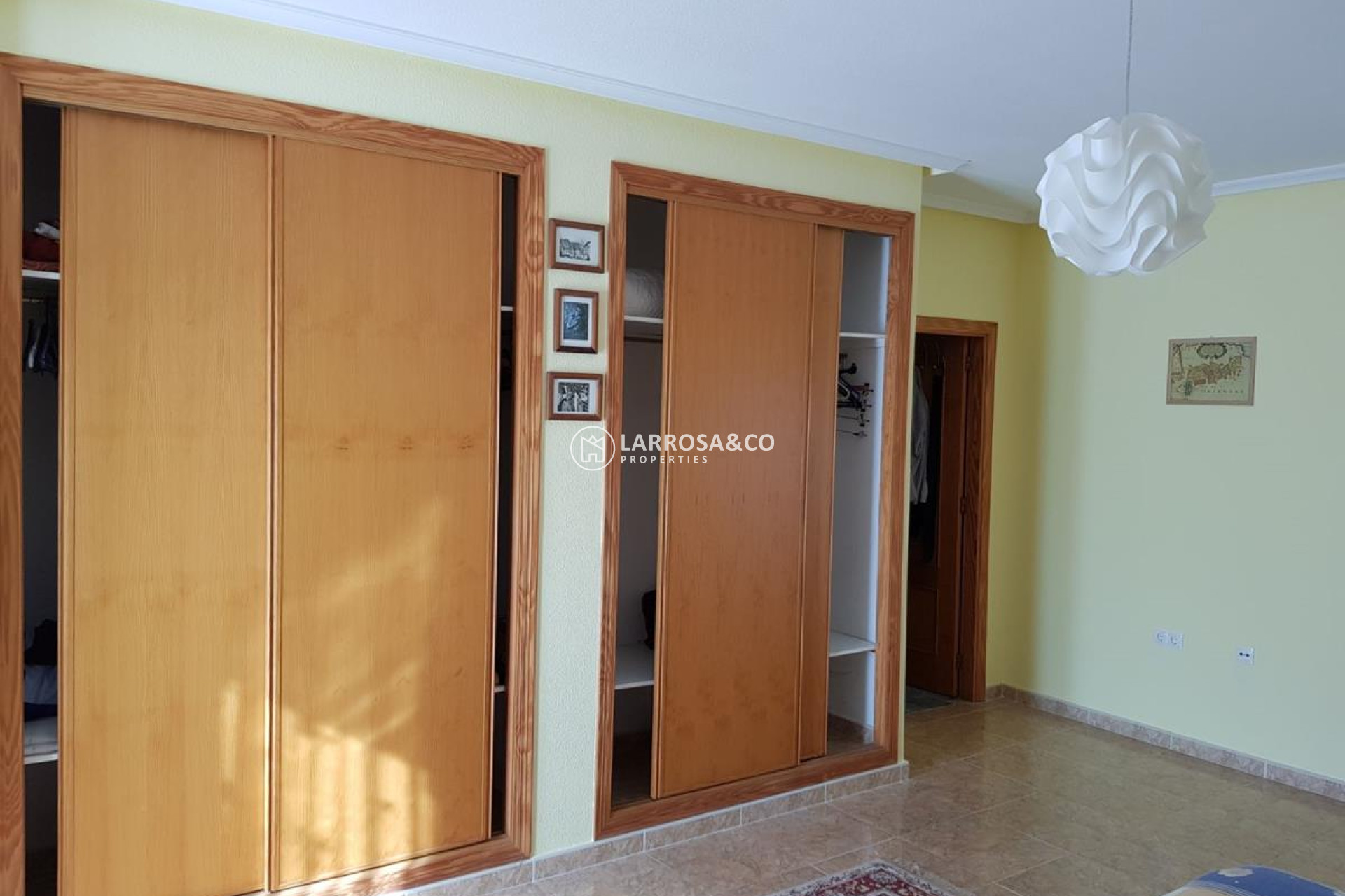 A Vendre -  - Catral - Catral Centre