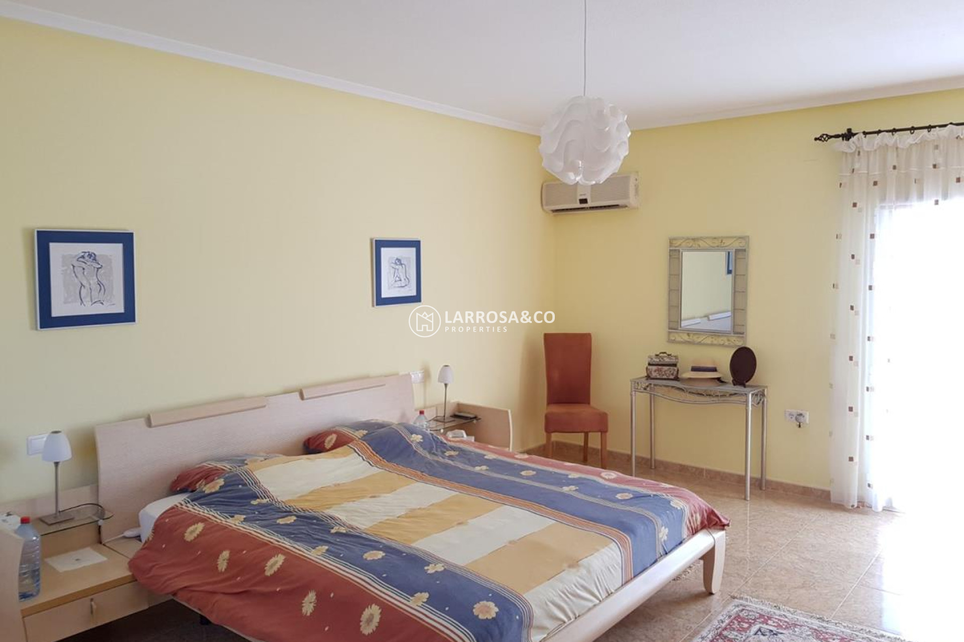 A Vendre -  - Catral - Catral Centre