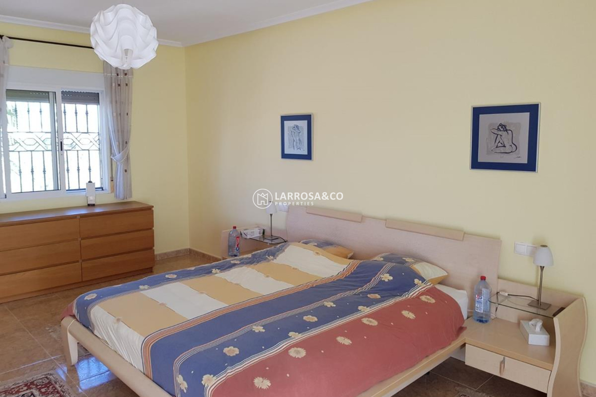 A Vendre -  - Catral - Catral Centre