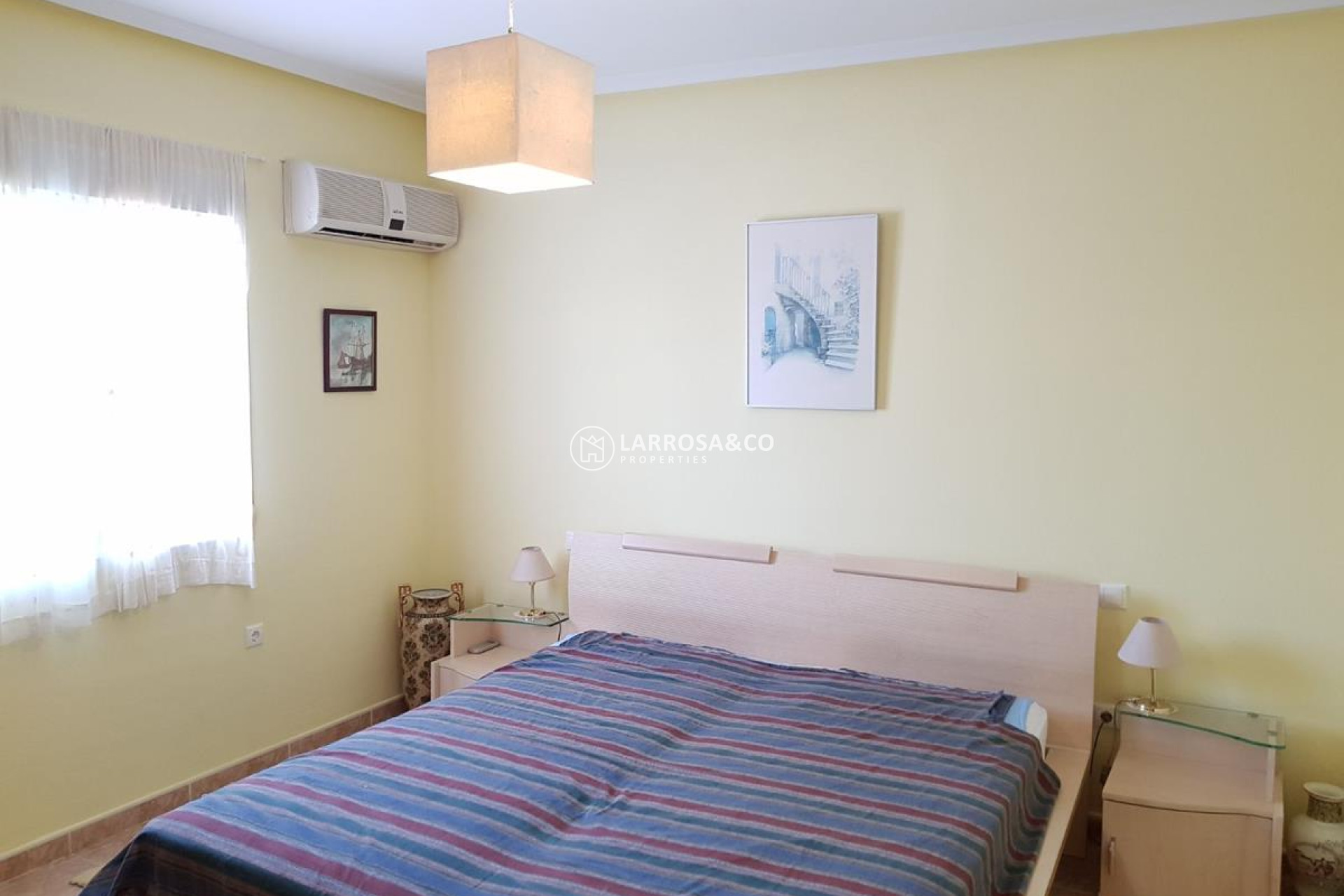 A Vendre -  - Catral - Catral Centre