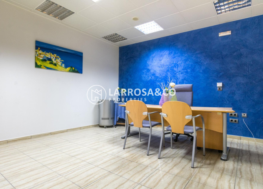 A Vendre - Commercial space - Almoradí - Centro urbano 2