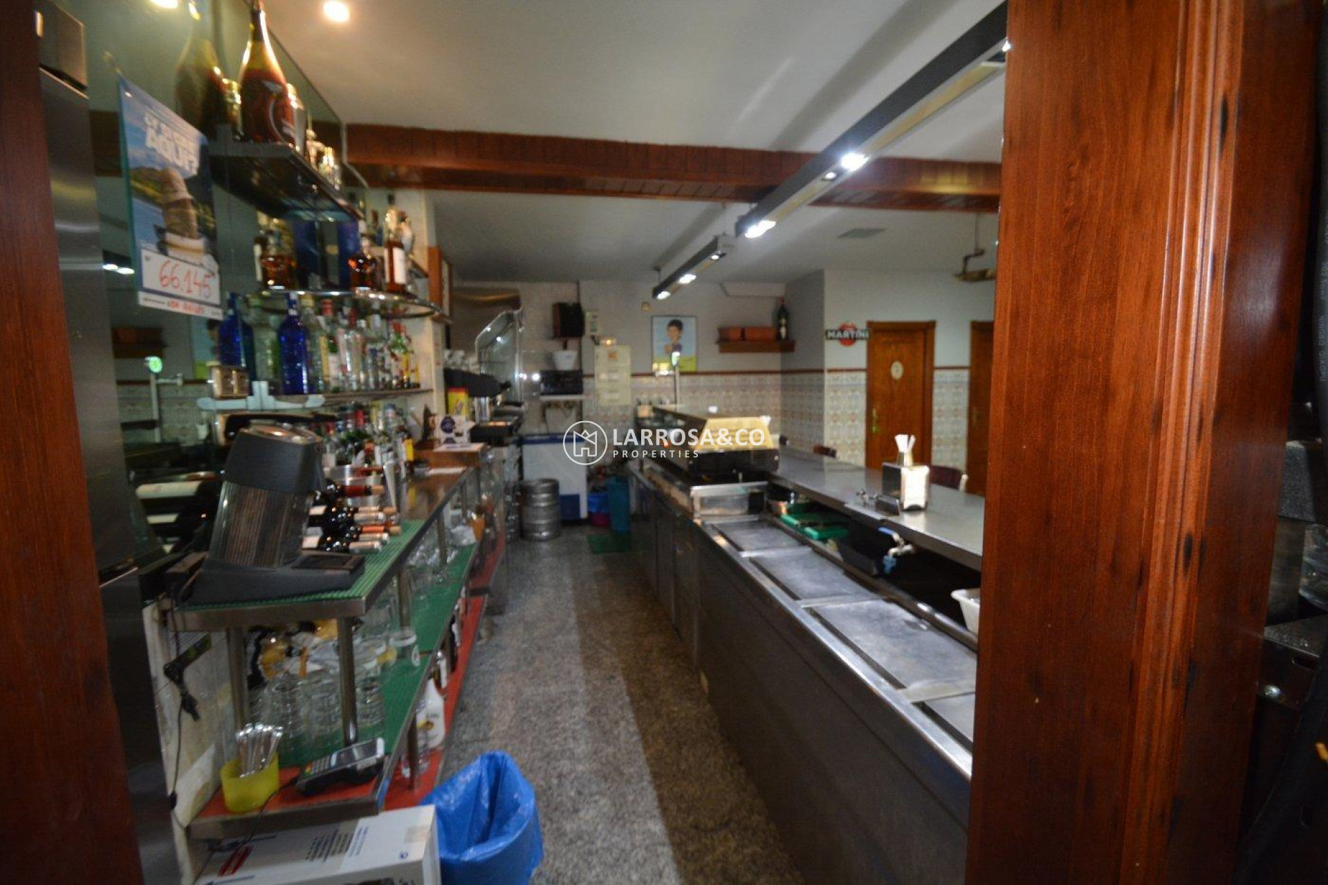 A Vendre - Commercial space - Bigastro - CENTRO