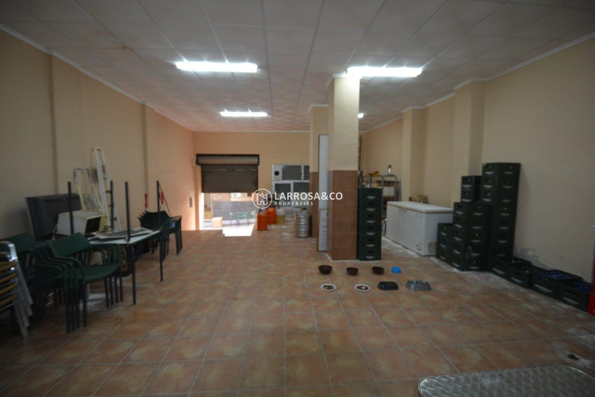 A Vendre - Commercial space - Bigastro - CENTRO