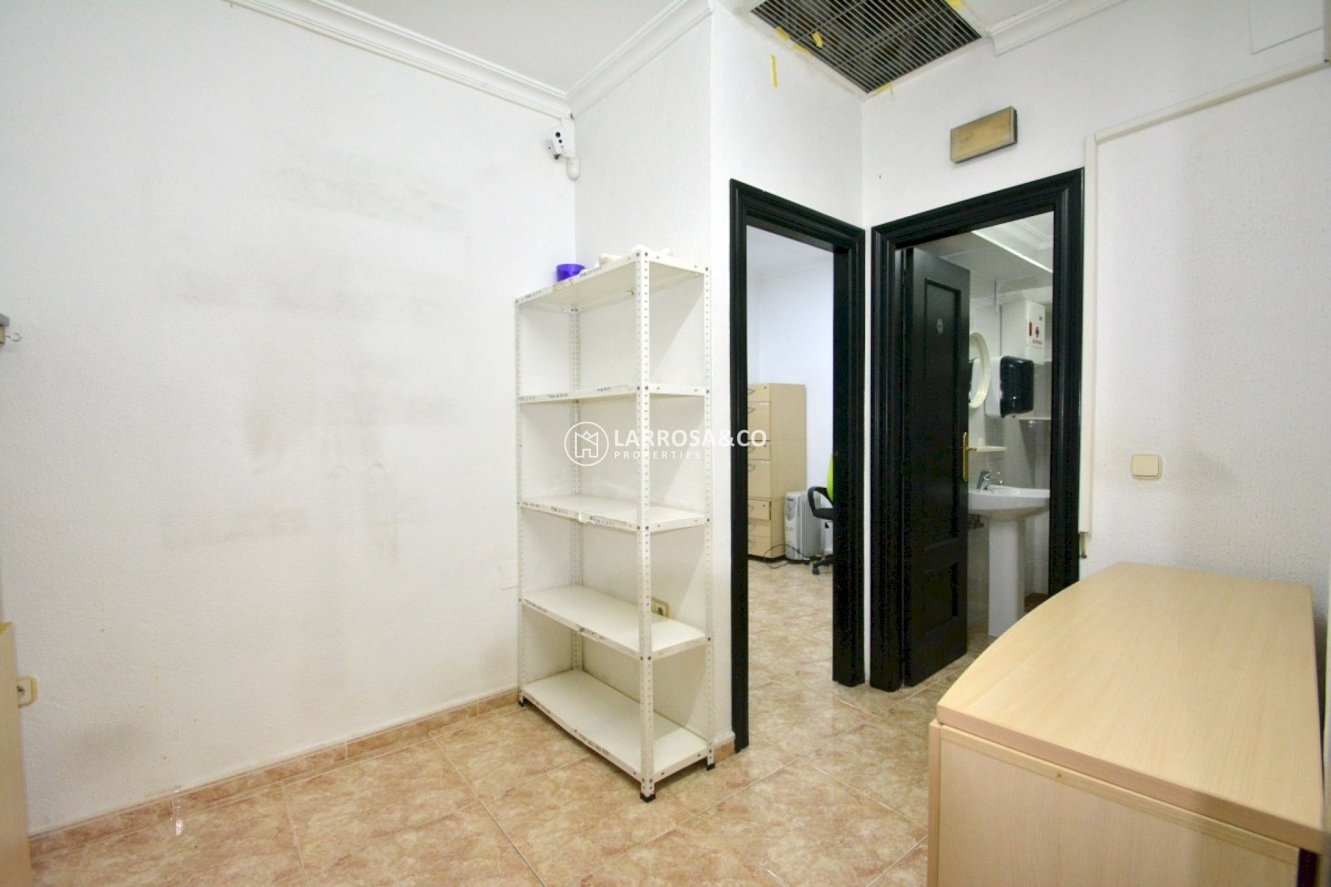 A Vendre - Commercial space - Guardamar del Segura