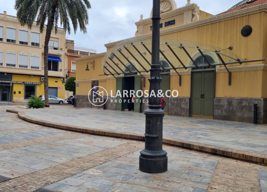 A Vendre - Commercial space - Orihuela - Zona Centro