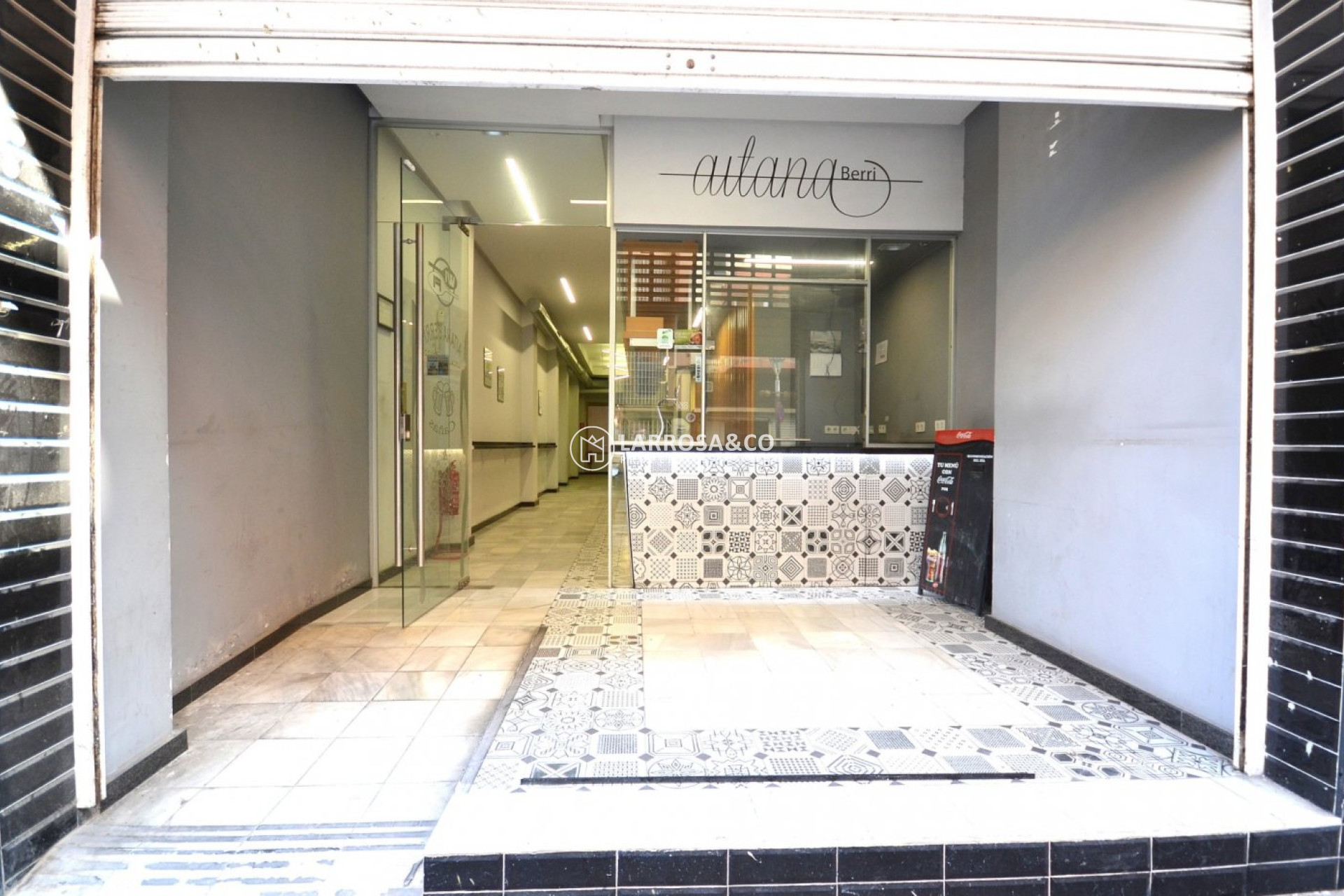 A Vendre - Commercial space - Torrevieja - Centro