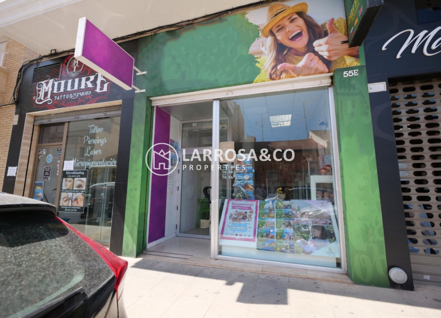 A Vendre - Commercial space - Torrevieja - Centro