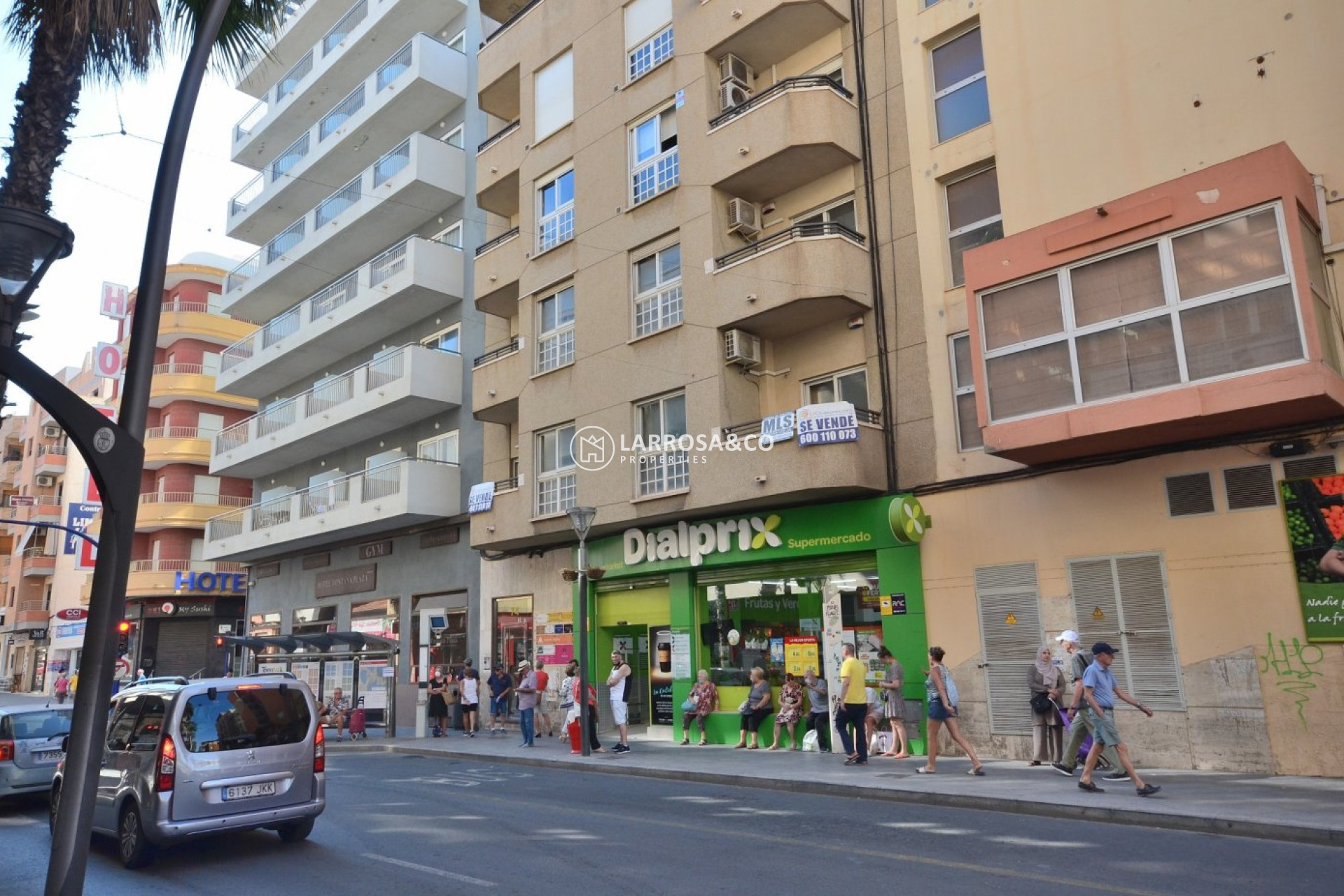 A Vendre - Commercial space - Torrevieja - Centro