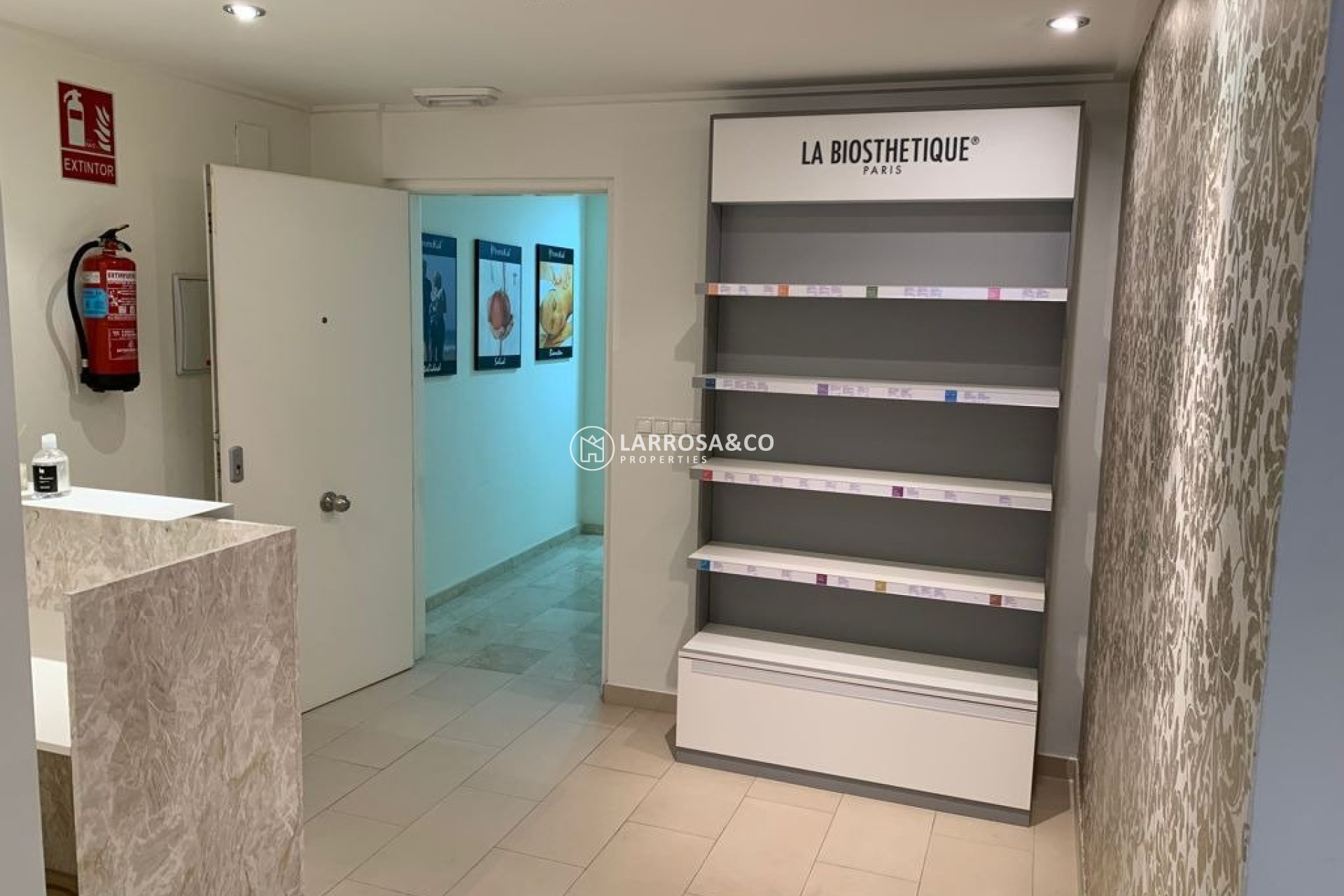 A Vendre - Commercial space - Torrevieja - Centro