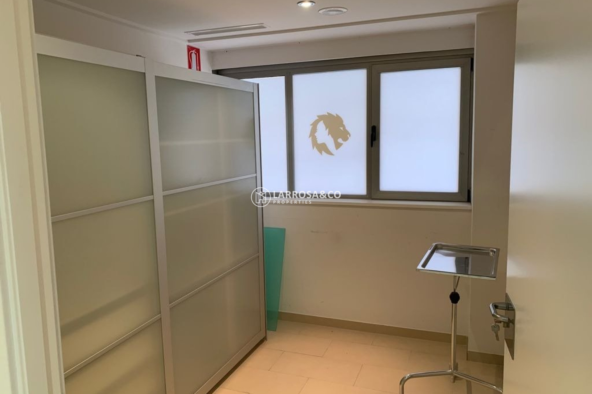 A Vendre - Commercial space - Torrevieja - Centro