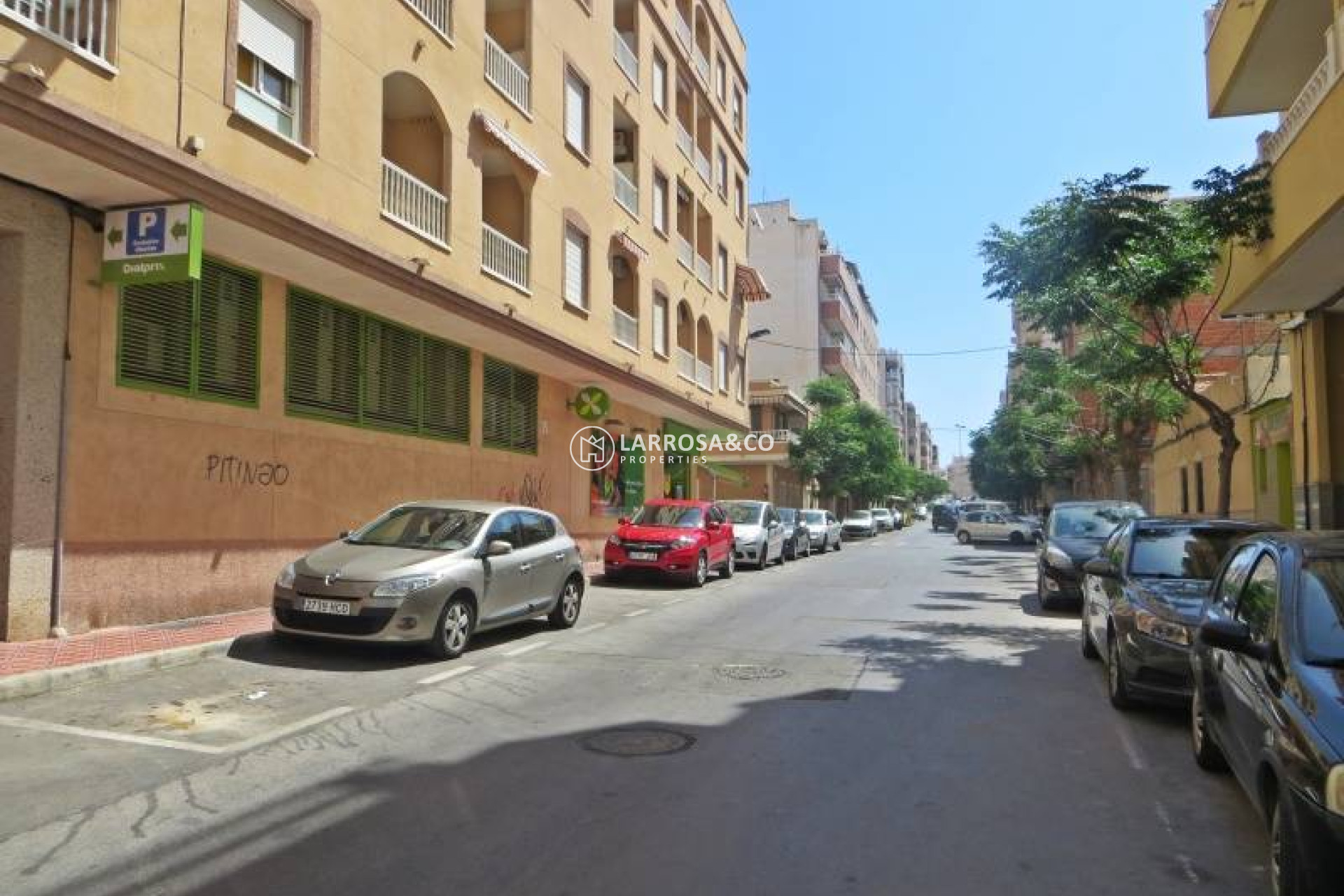 A Vendre - Commercial space - Torrevieja - Centro