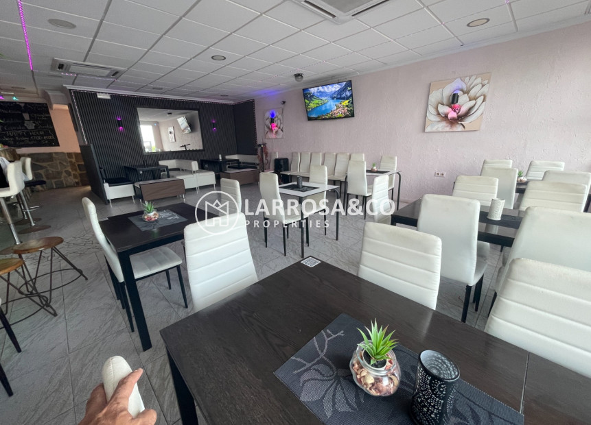 A Vendre - Commercial space - Torrevieja - Costa Blanca