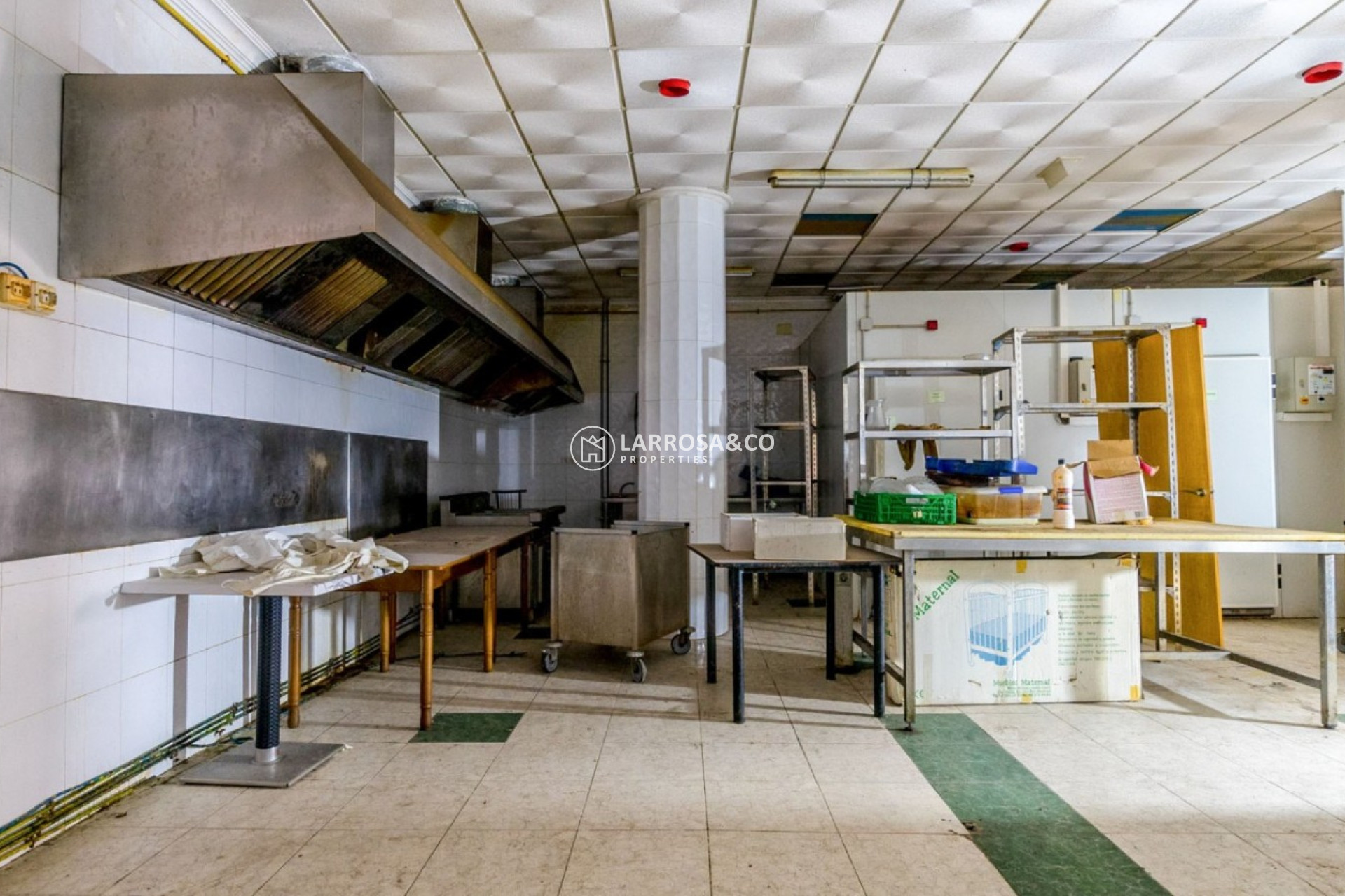 A Vendre - Commercial space - Torrevieja - Costa Blanca